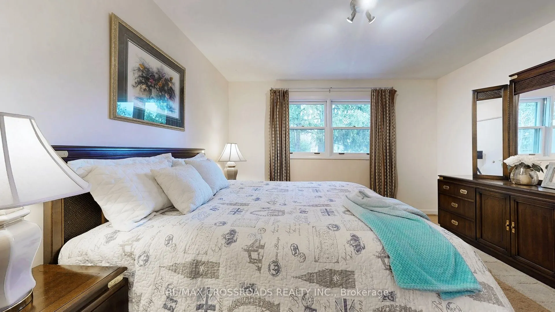 14 Brightbay Crescent