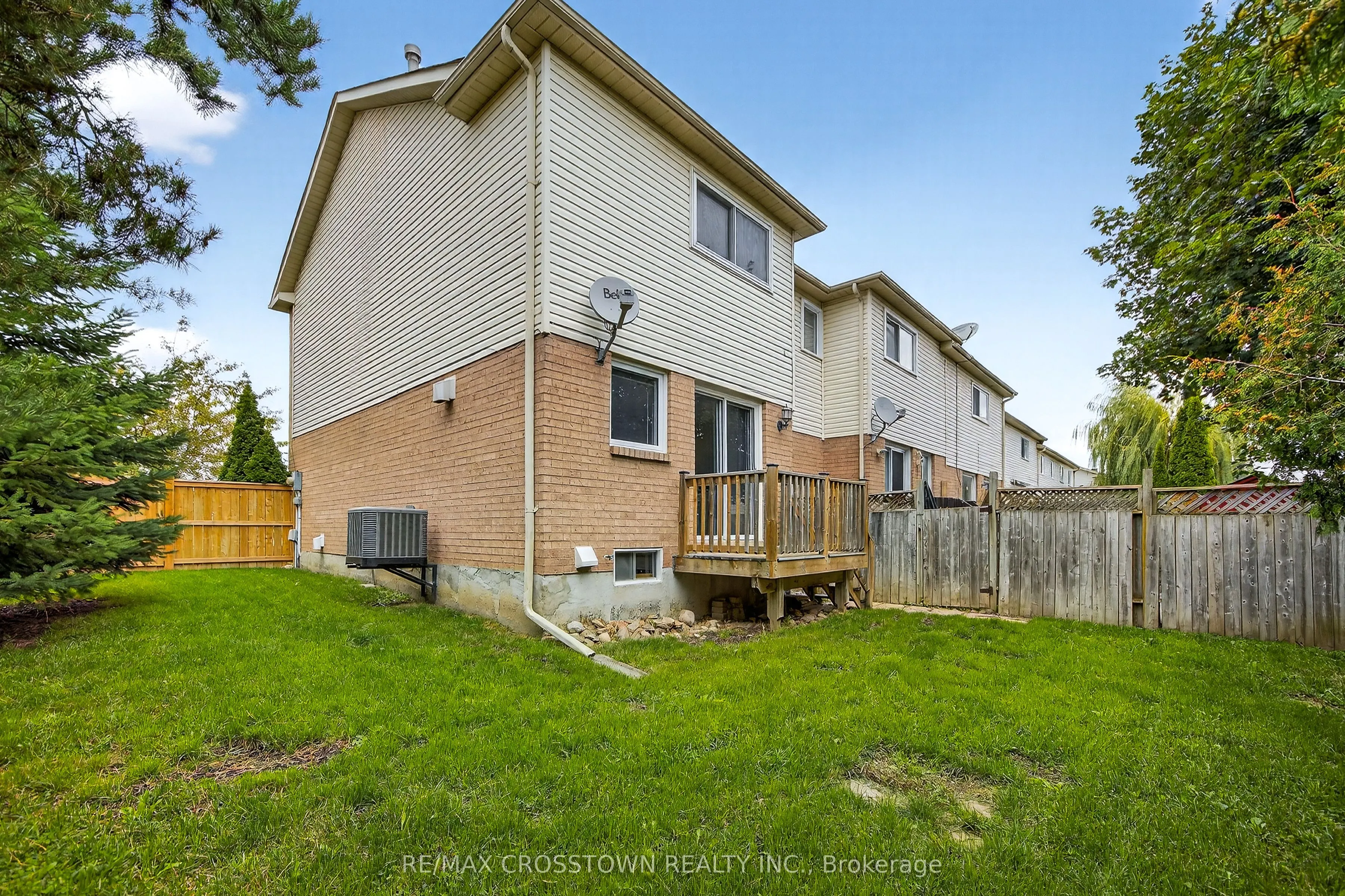 1271 Huron Court