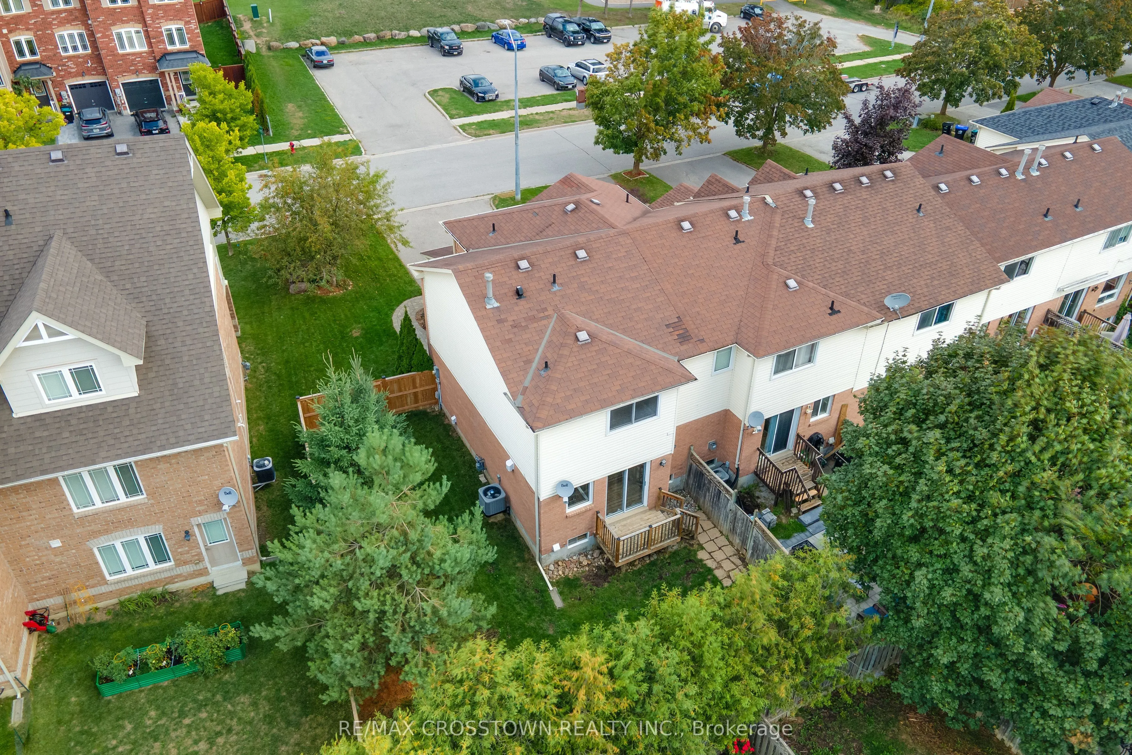 1271 Huron Court