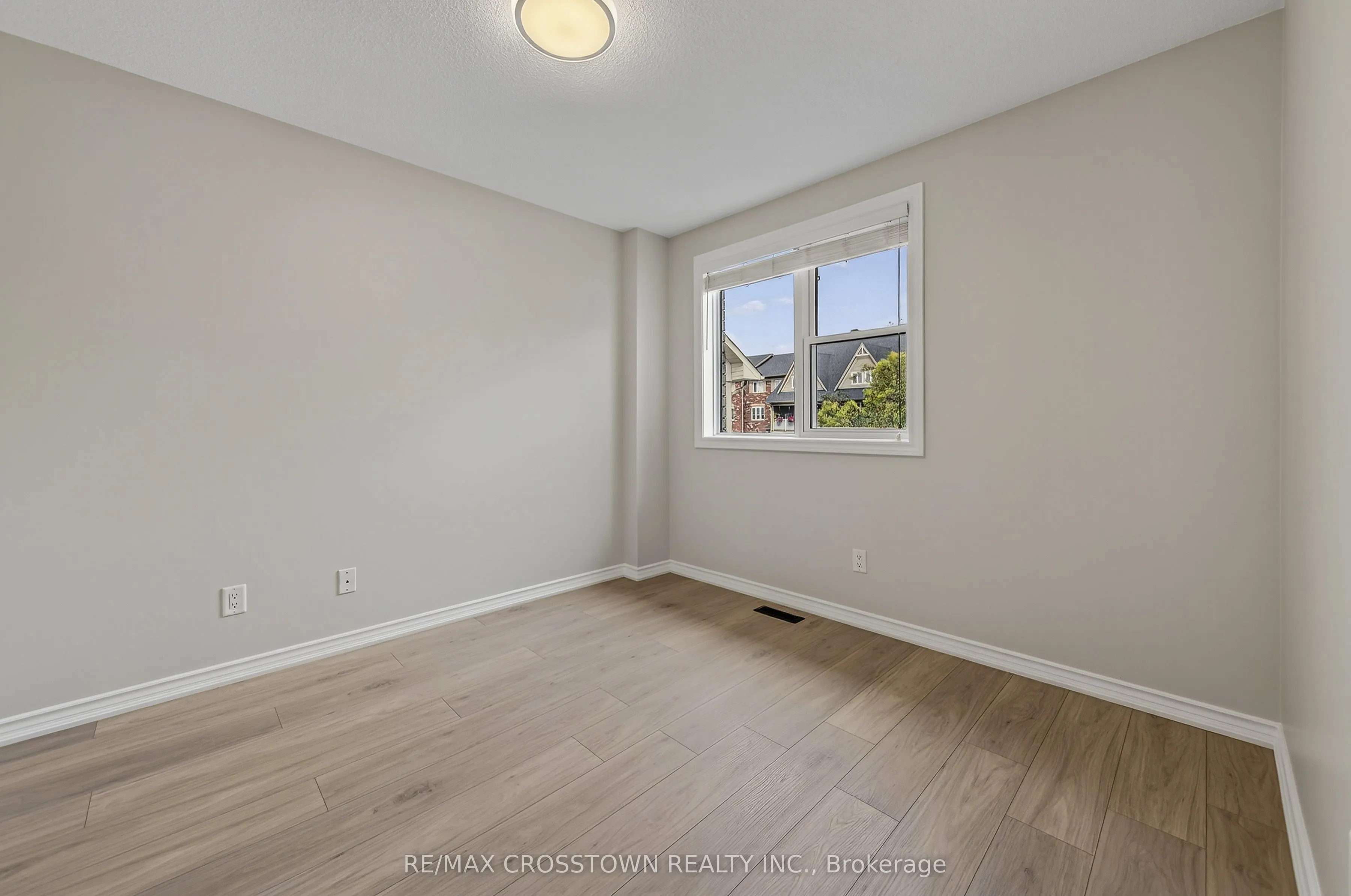 1271 Huron Court