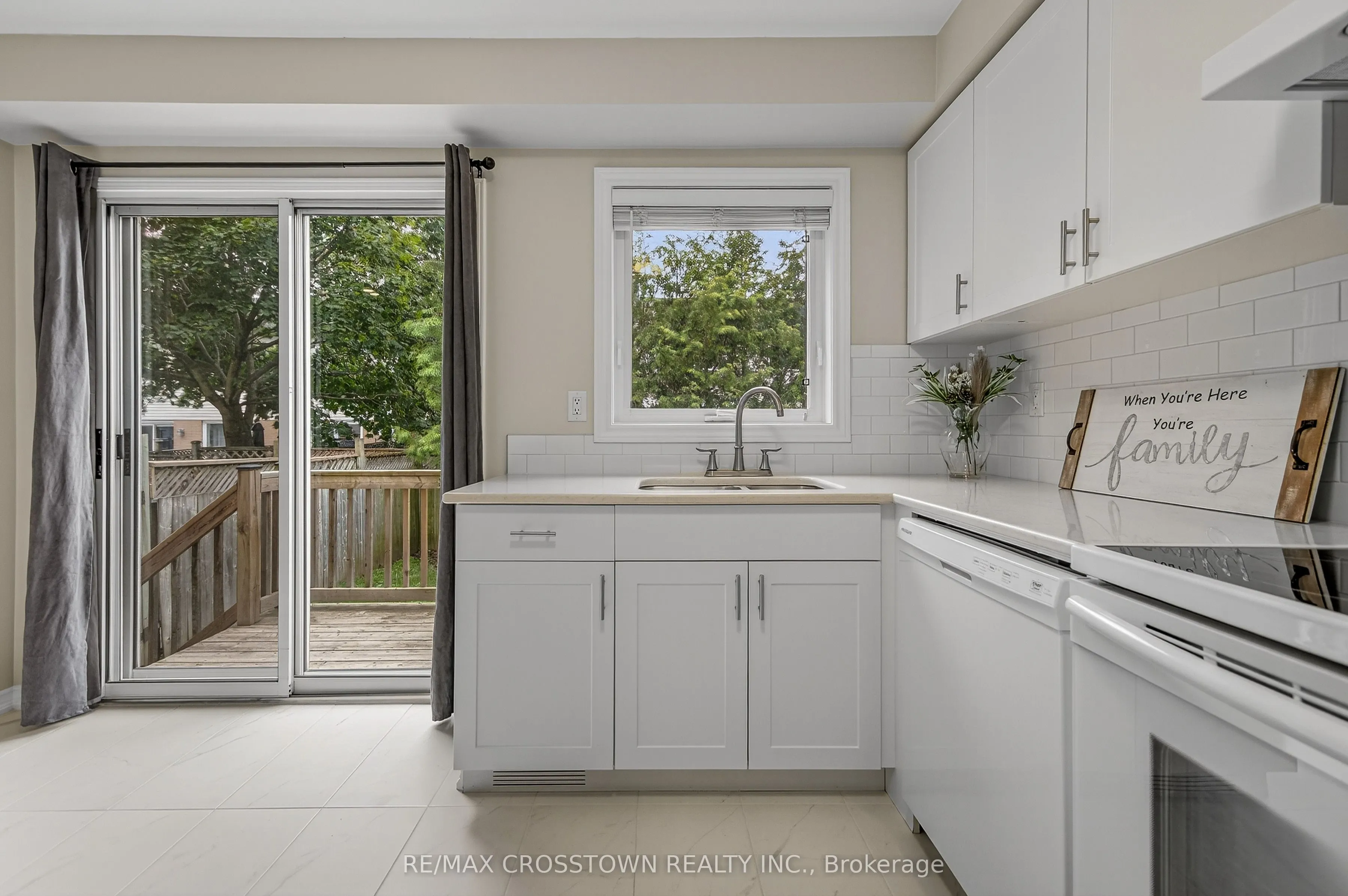1271 Huron Court