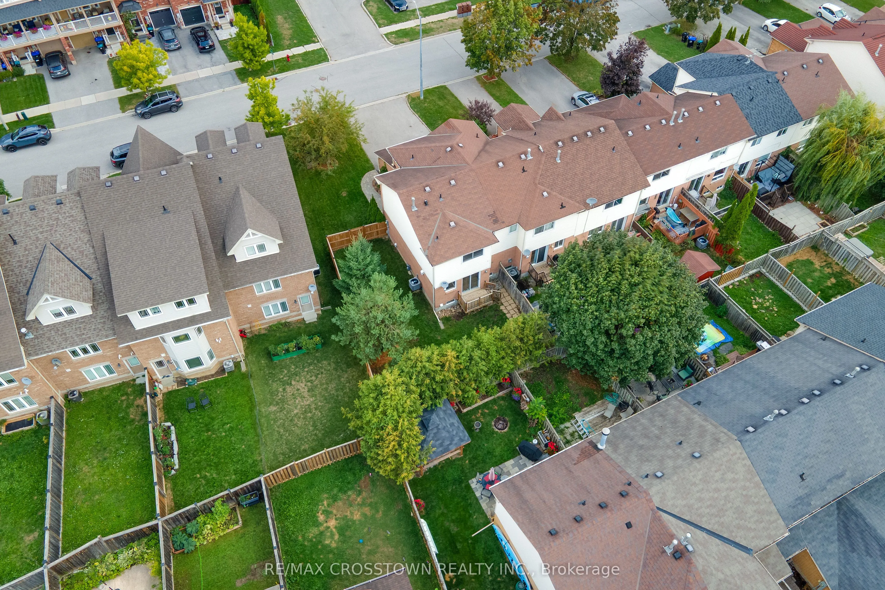 1271 Huron Court