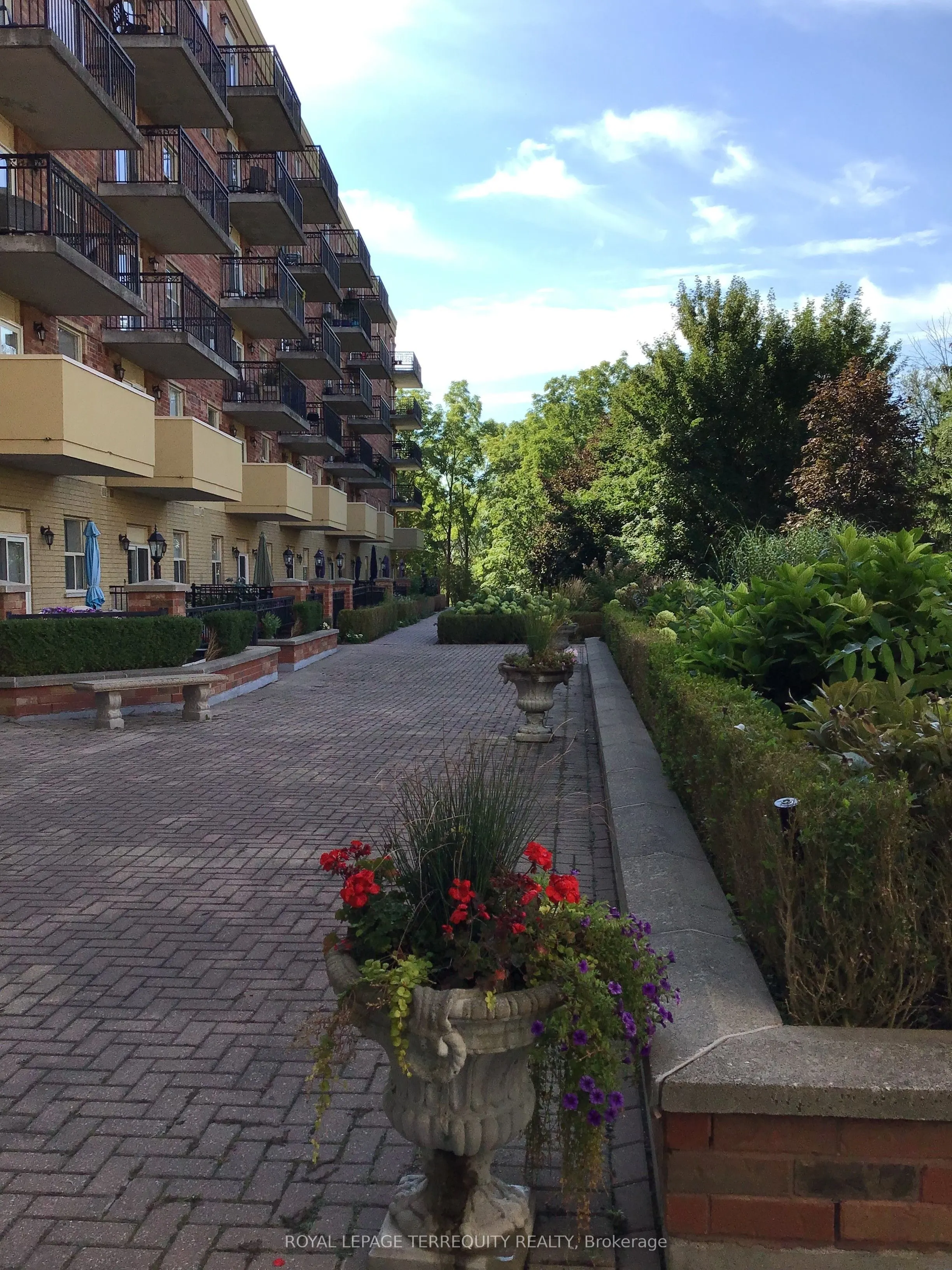 7373 Martin Grove Road, #615