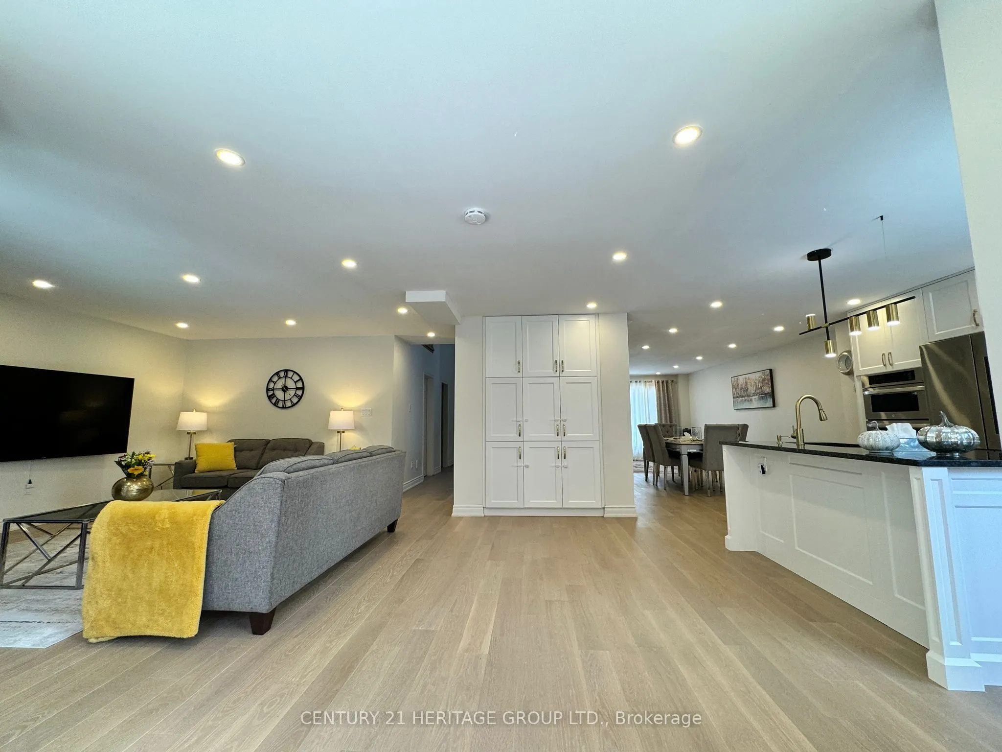 378 Dorchester Street