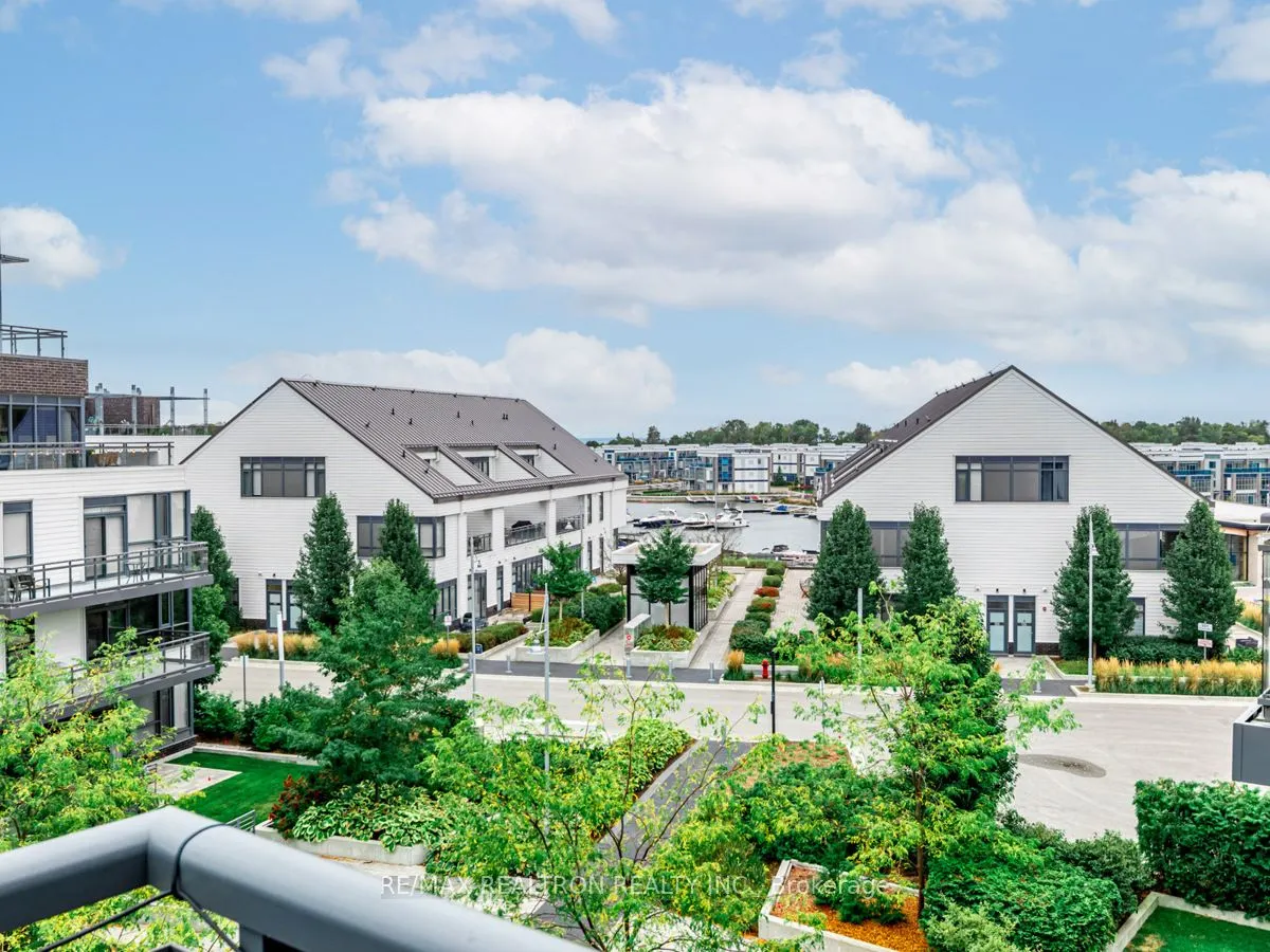 333 Sea Ray Avenue, #D408
