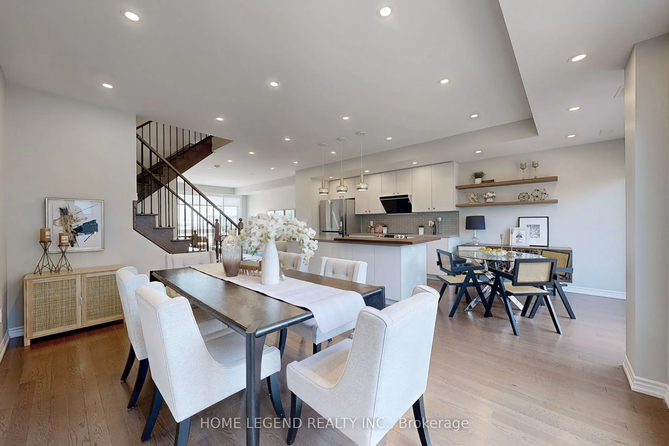 28 Concetta Conte Avenue