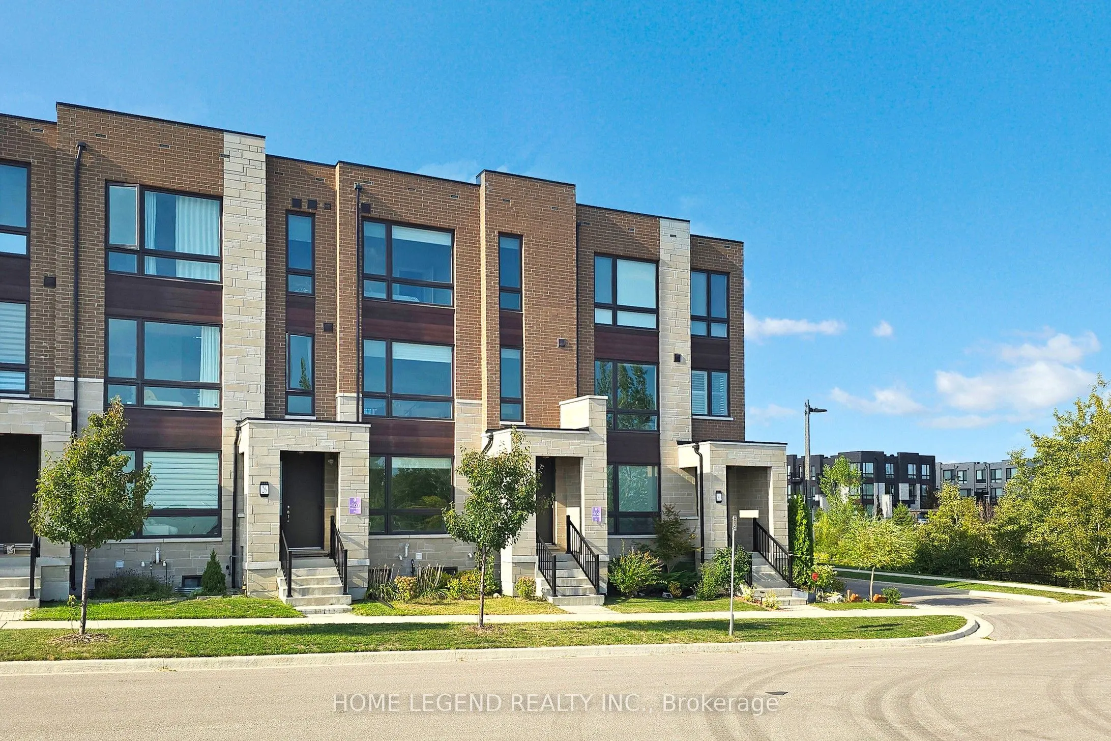 28 Concetta Conte Avenue