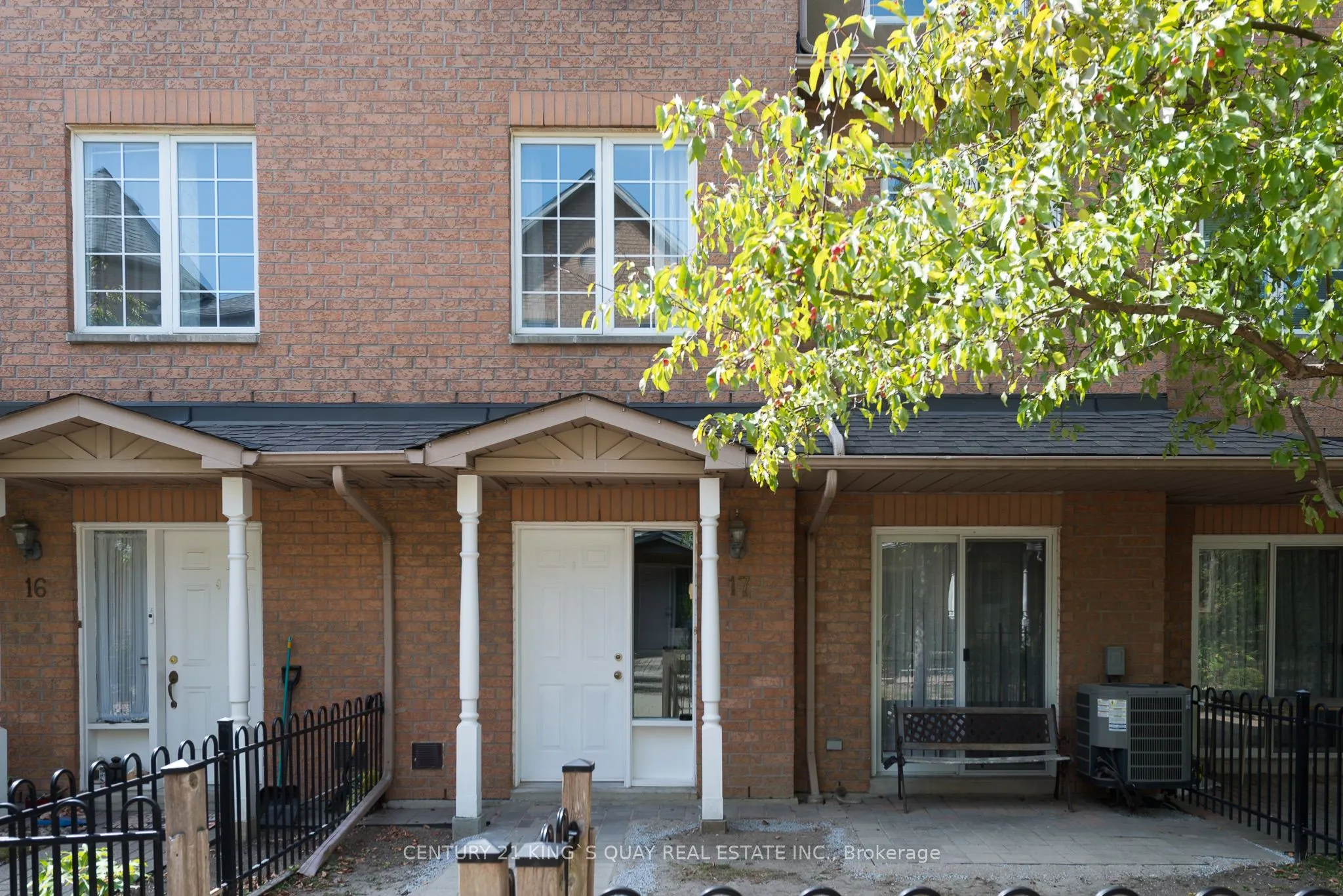 12 St Moritz Way, #17