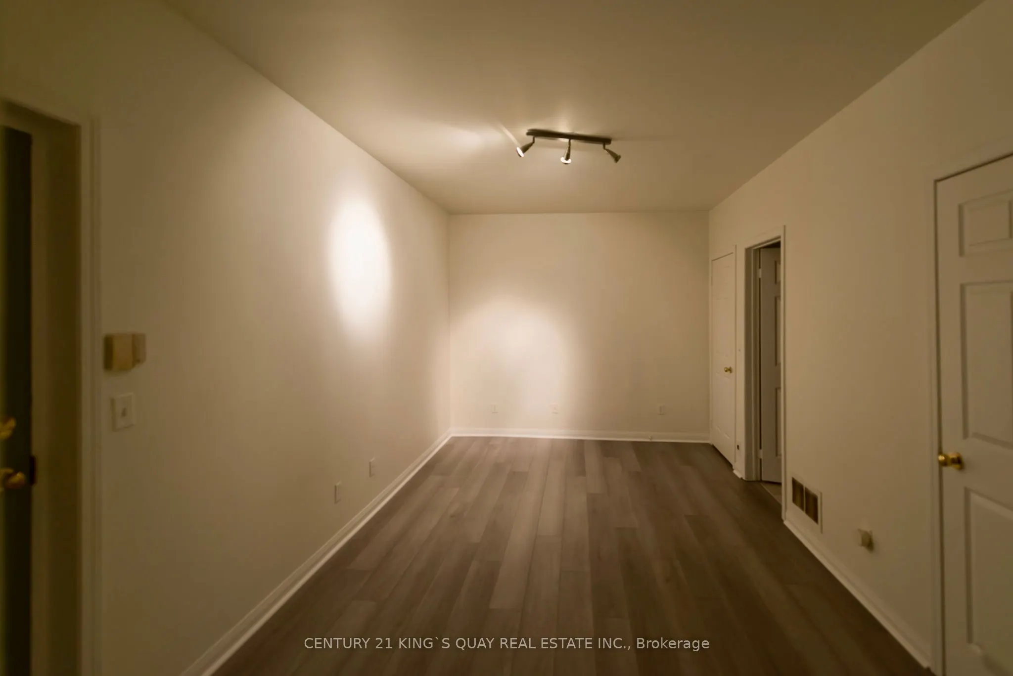12 St Moritz Way, #17