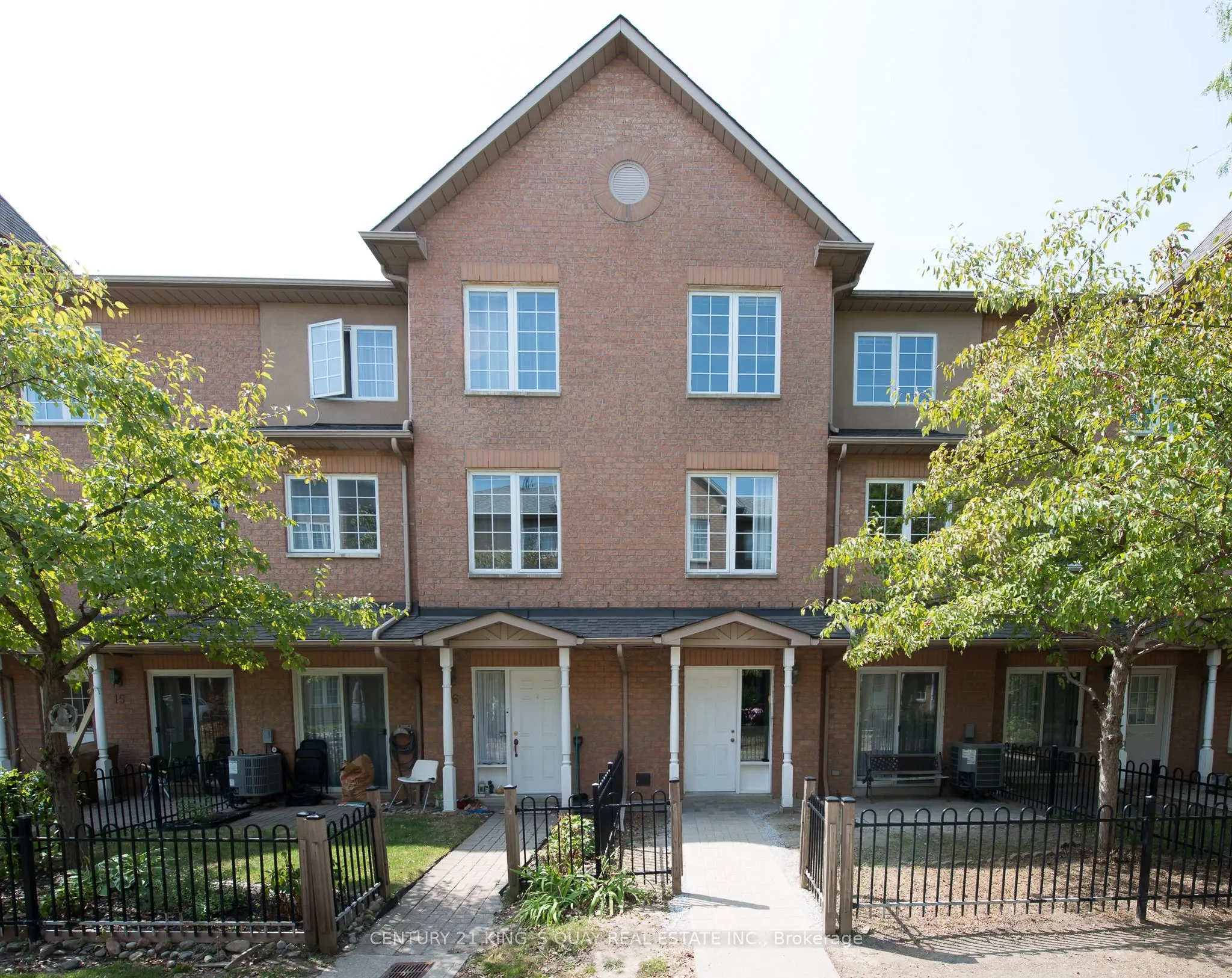12 St Moritz Way, #17