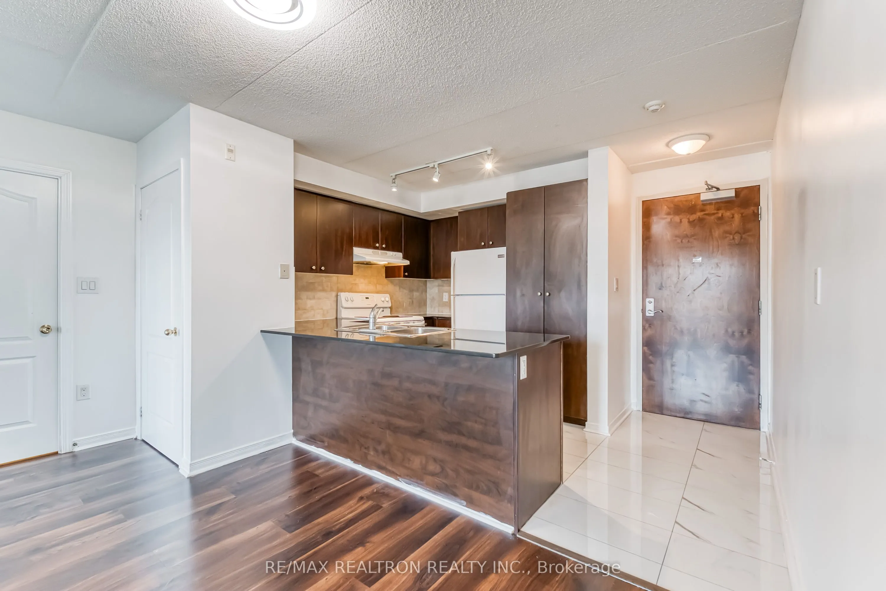 4600 Steeles Avenue E, #310