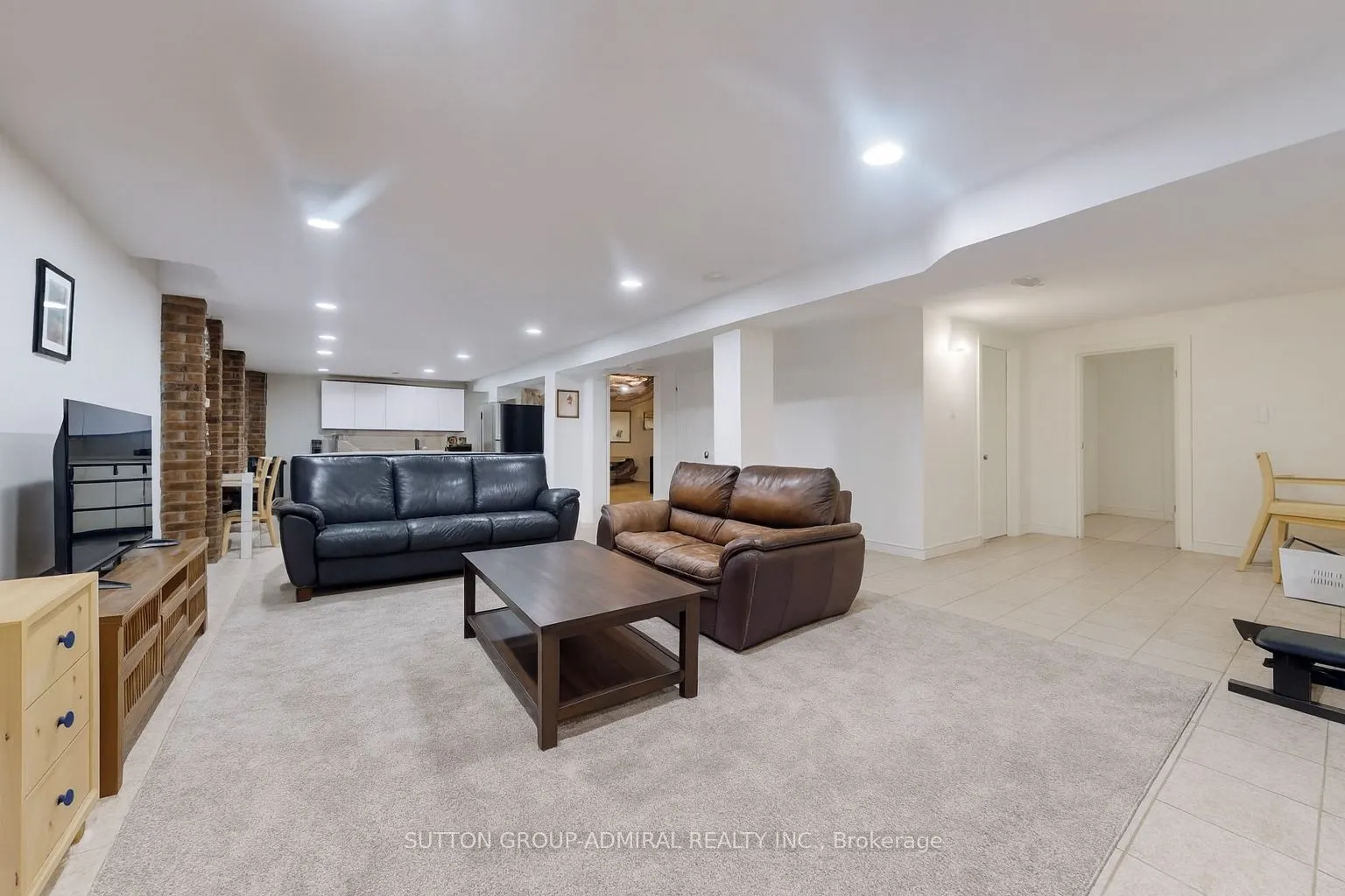 160 Marwood Place
