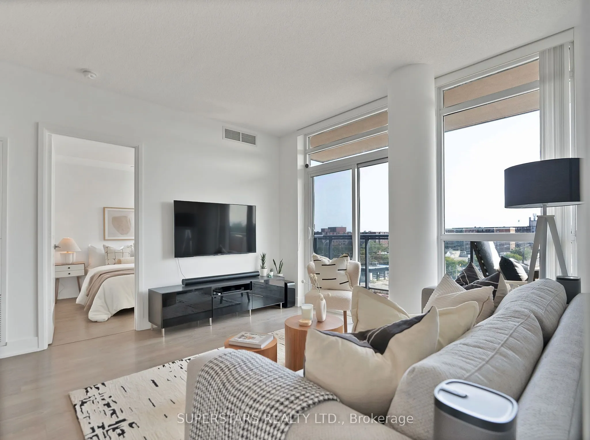 7608 Yonge Street, #620
