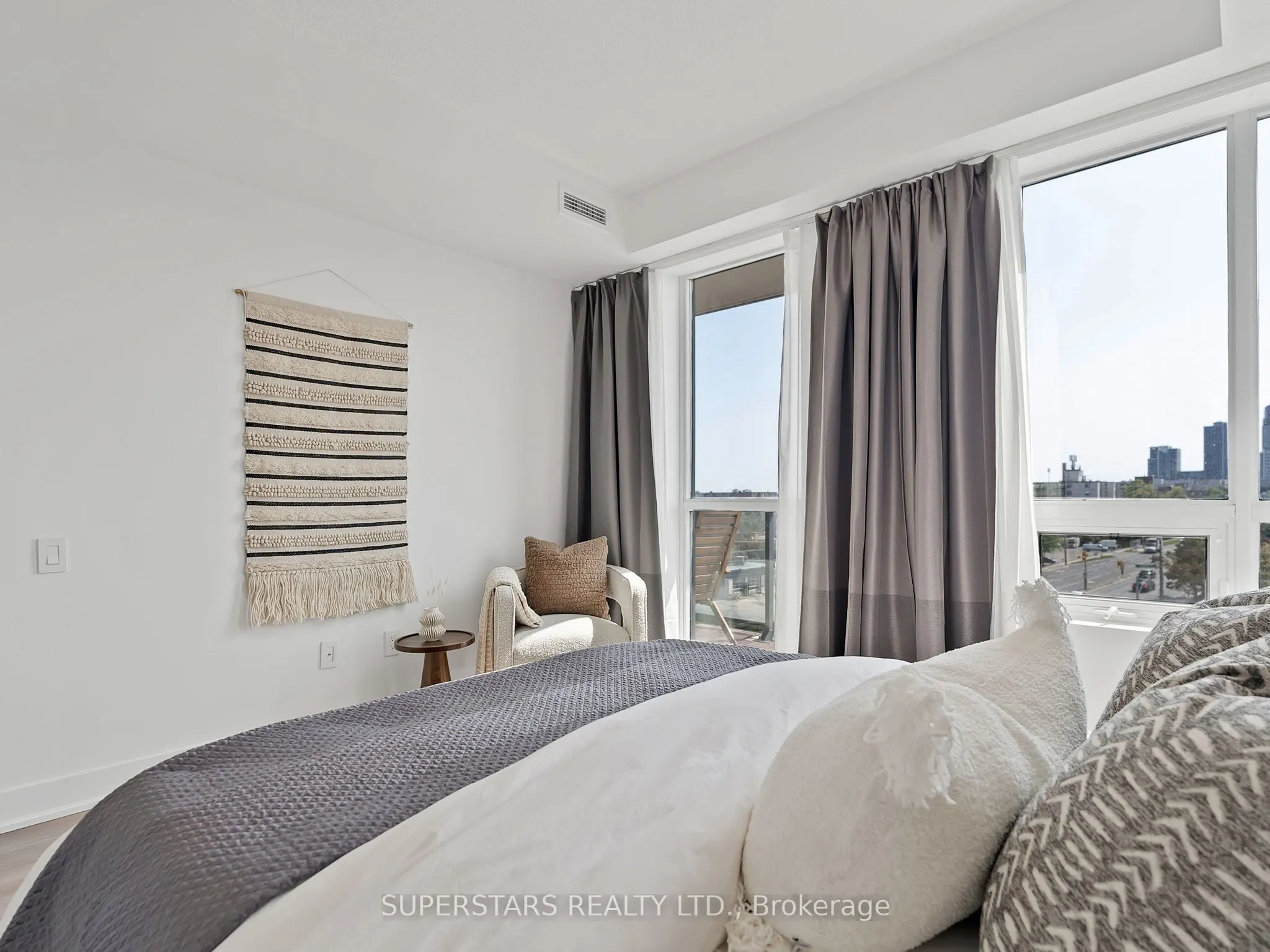 7608 Yonge Street, #620