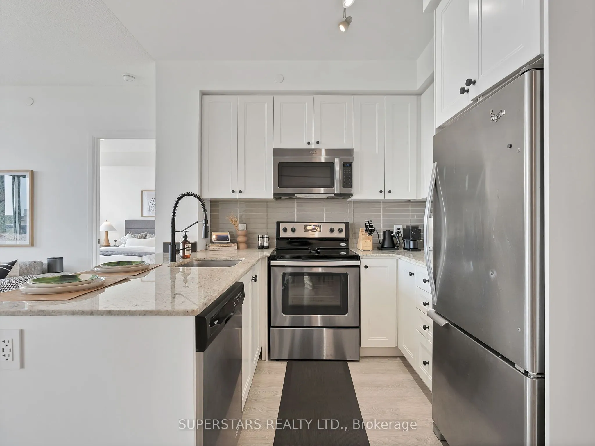 7608 Yonge Street, #620