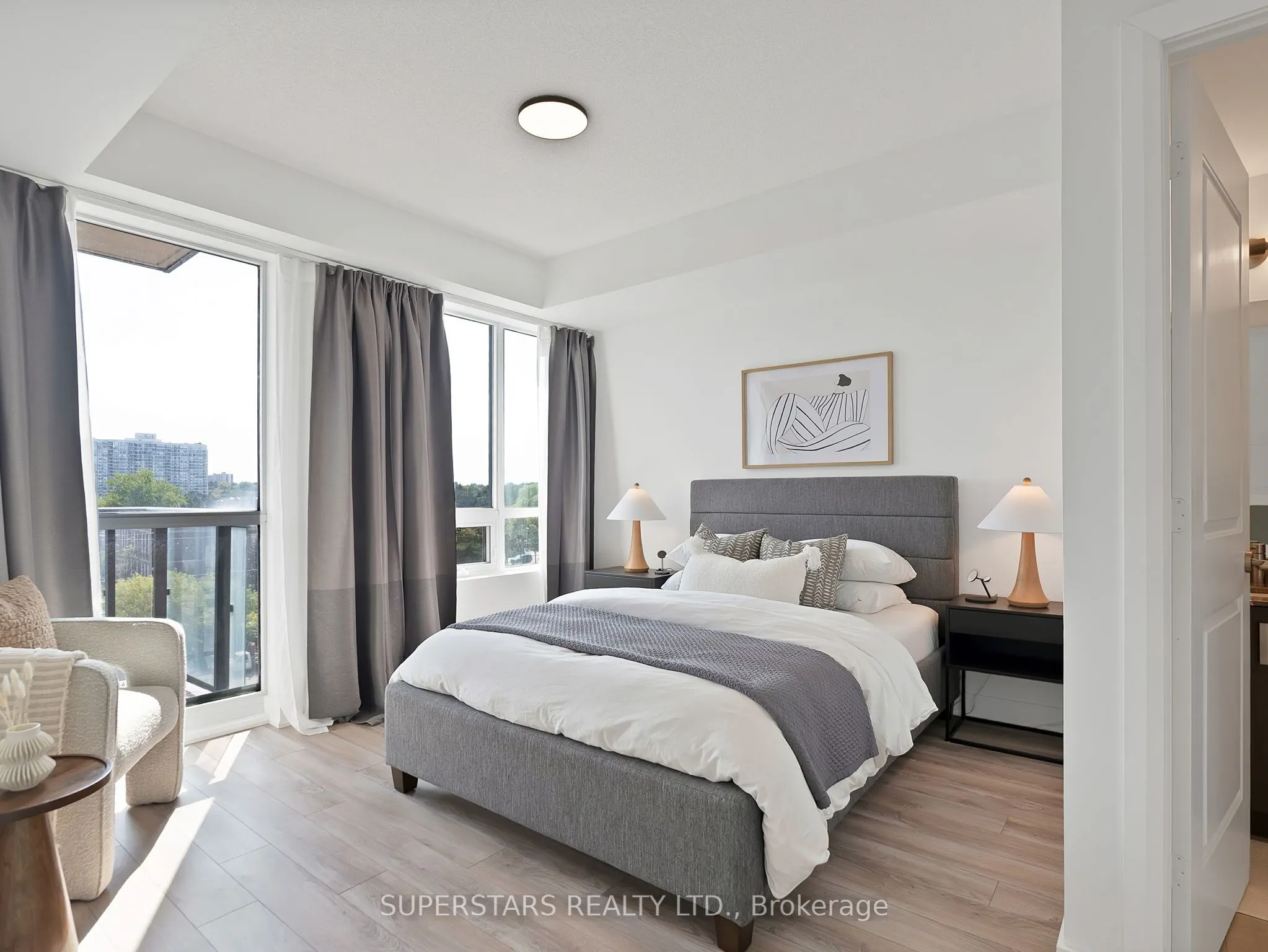 7608 Yonge Street, #620