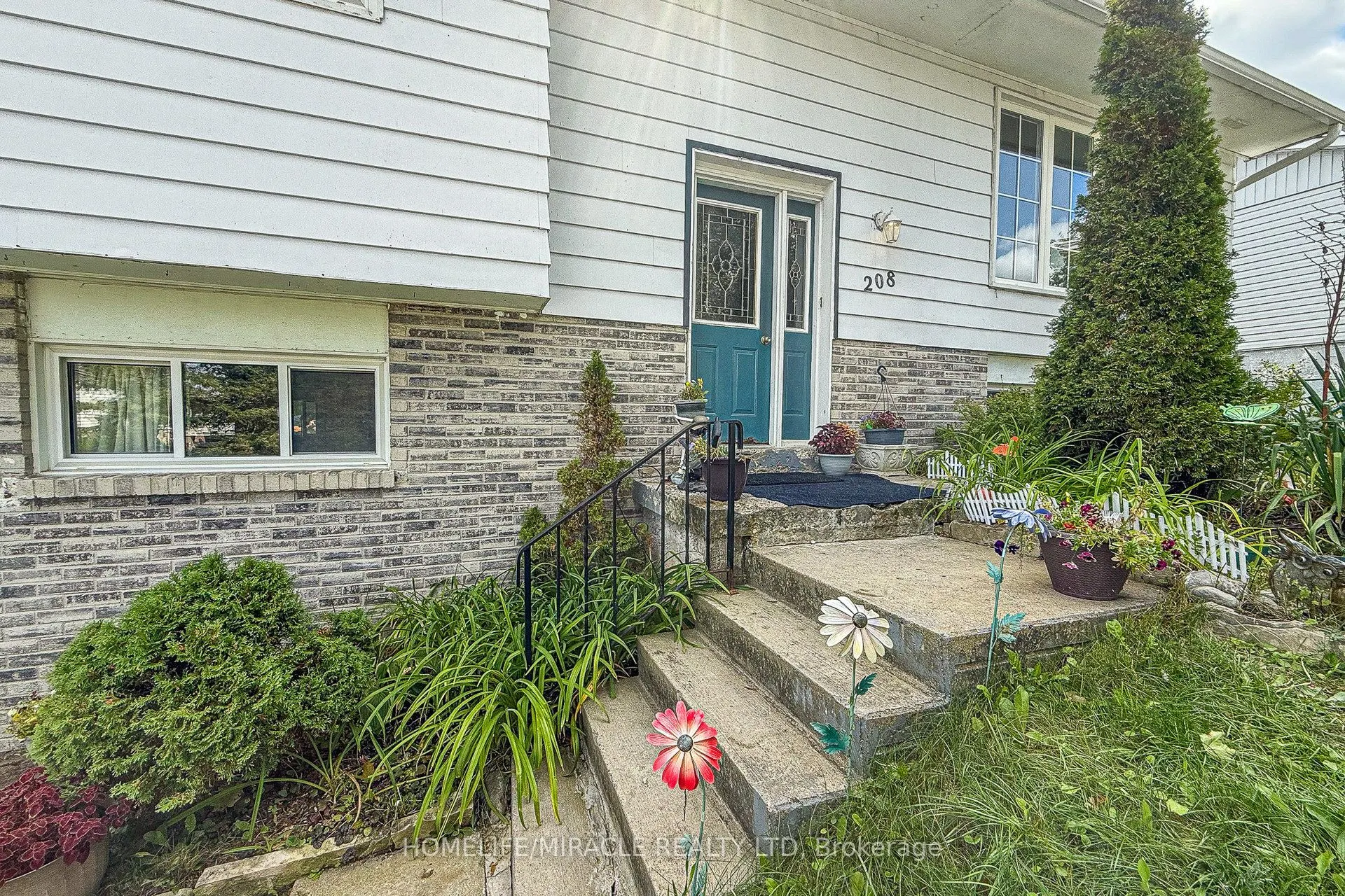208 Park Street