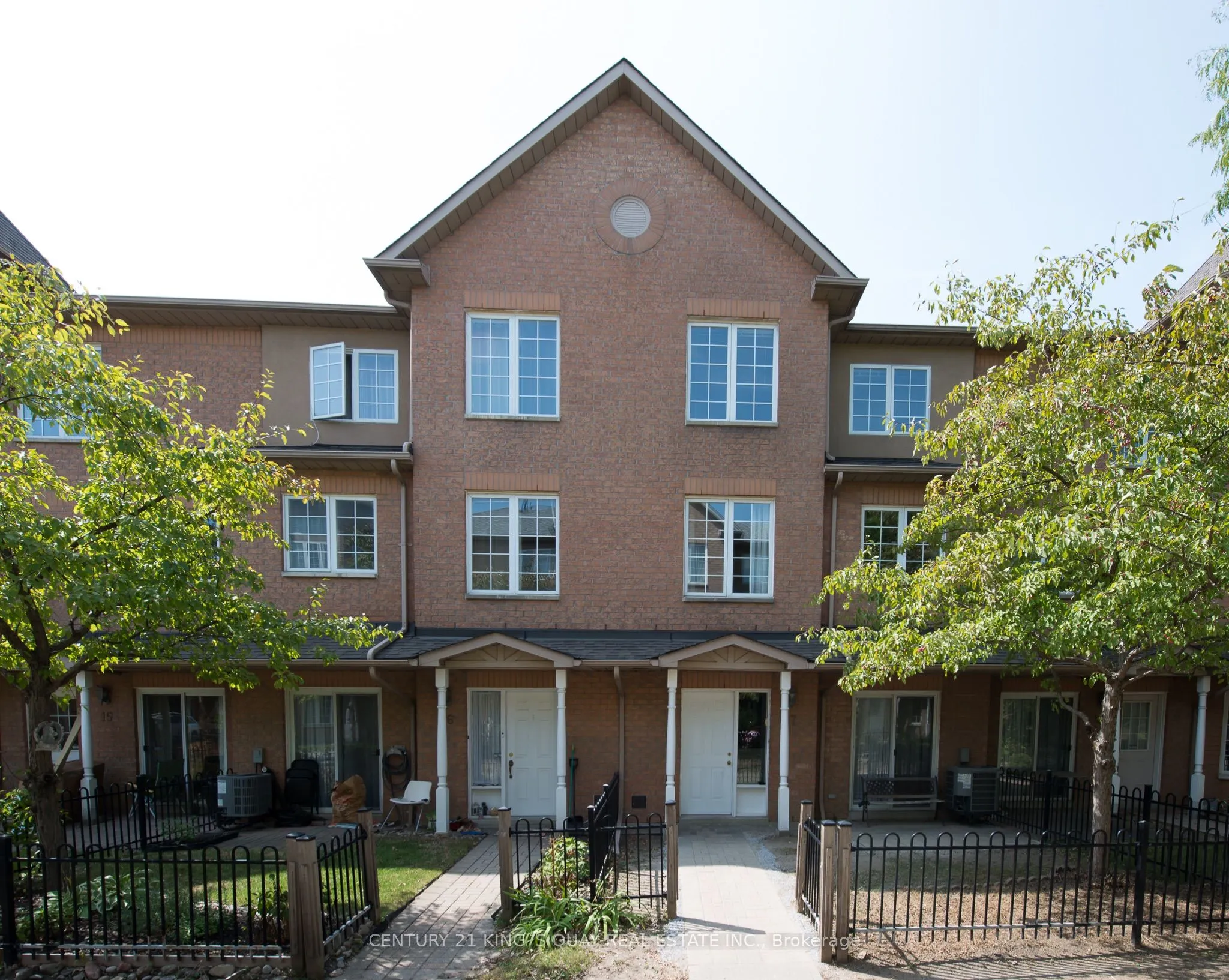 12 St Moritz Way, #17