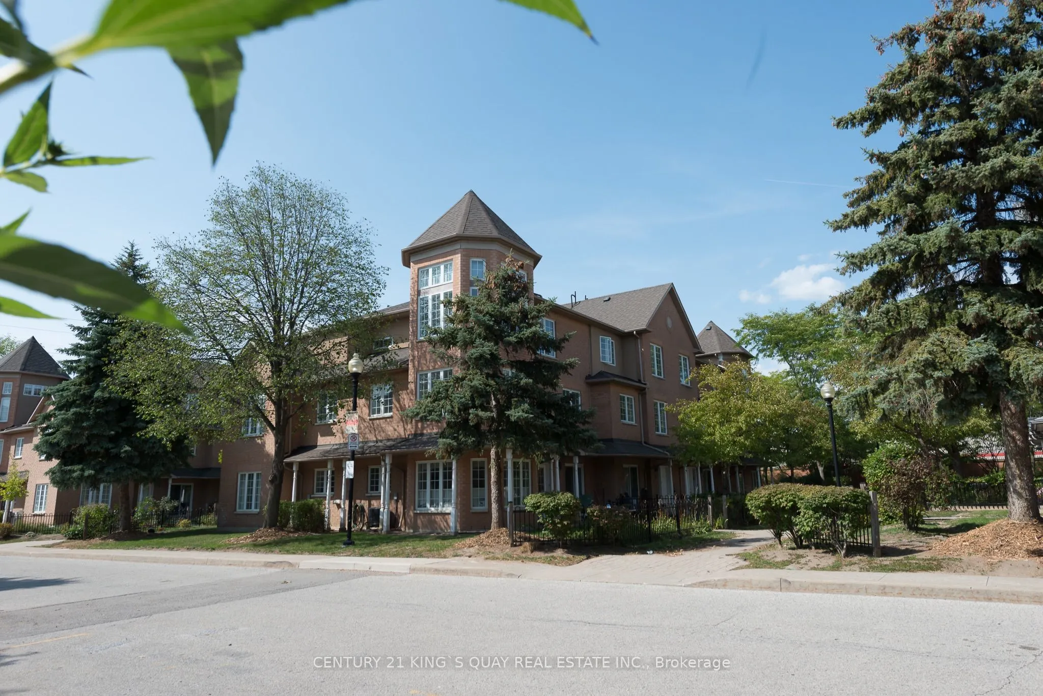 12 St Moritz Way, #17