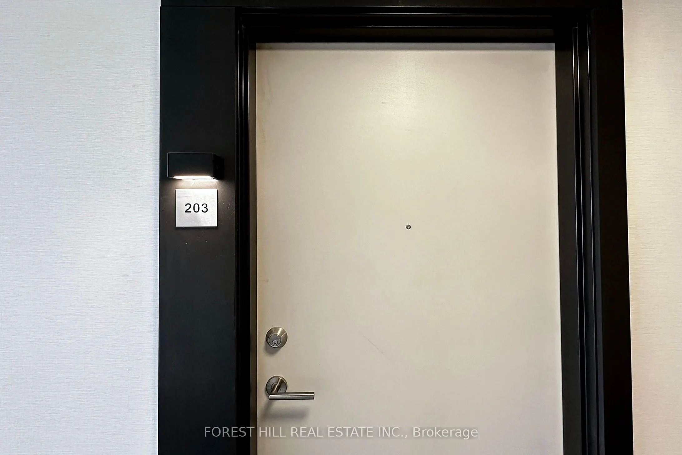 6 David Eyer Road, #203