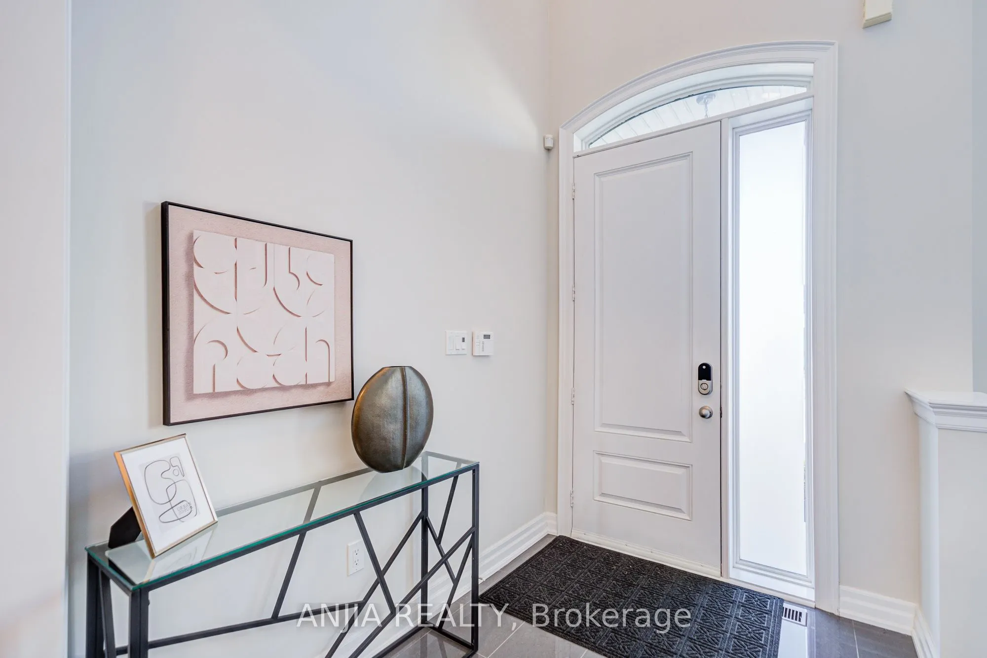 27 Mike Boshevski Court