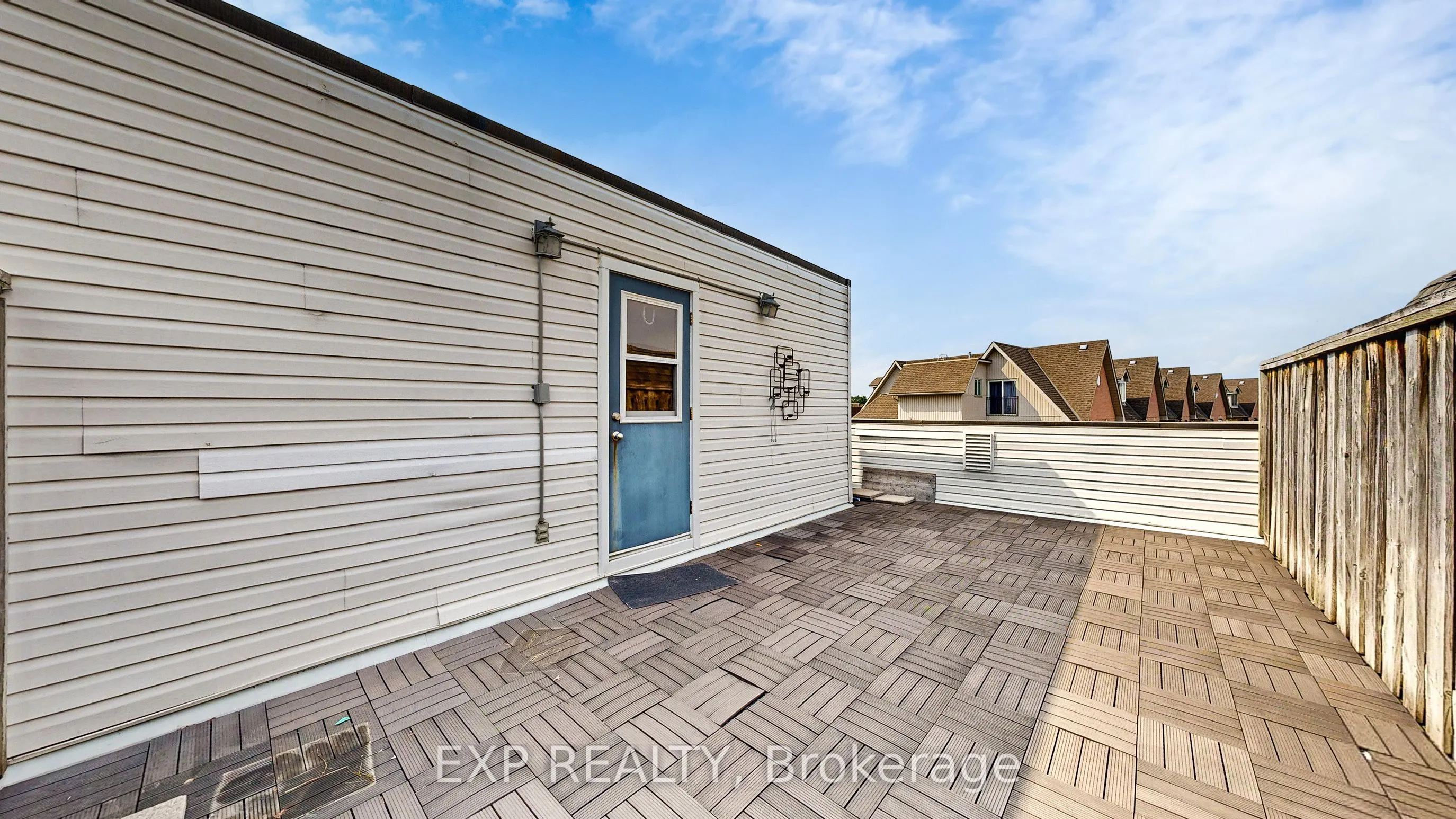 75 Weldrick Road E, #605