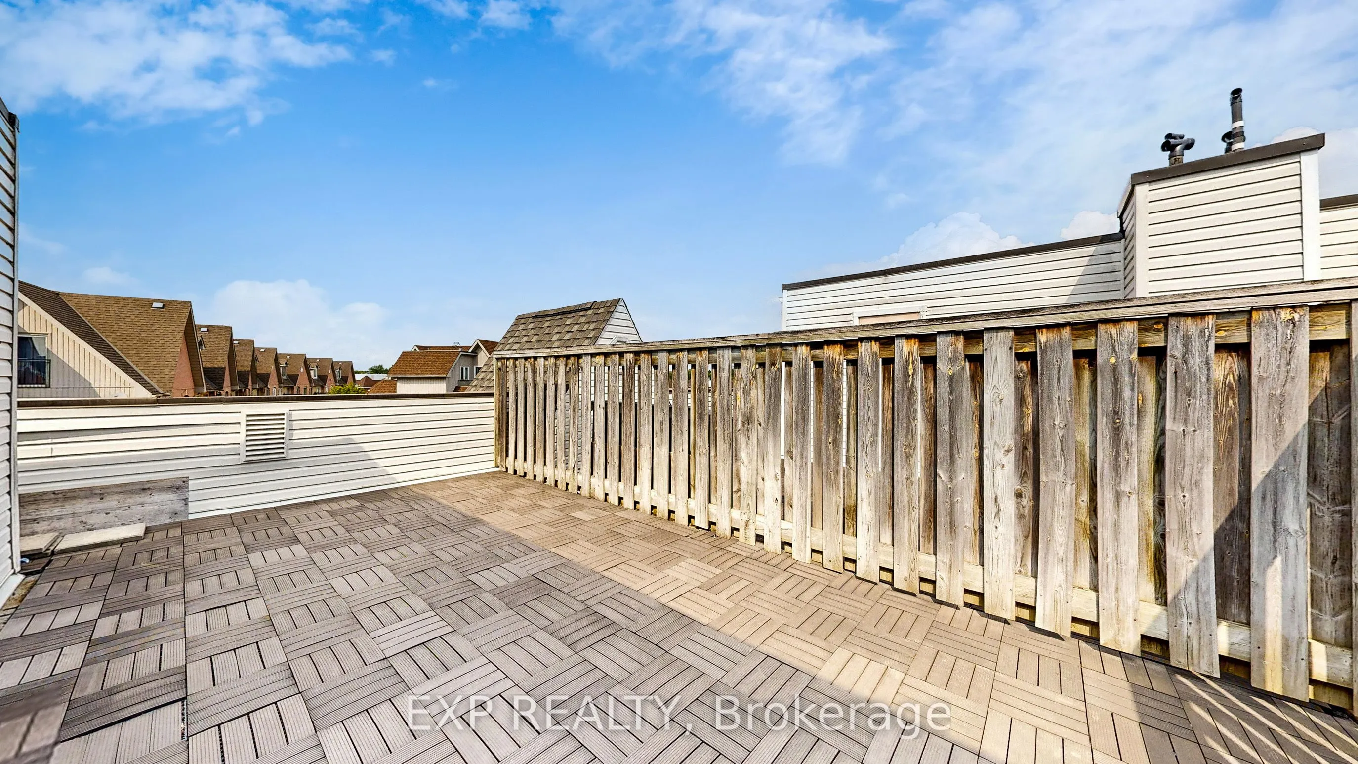 75 Weldrick Road E, #605