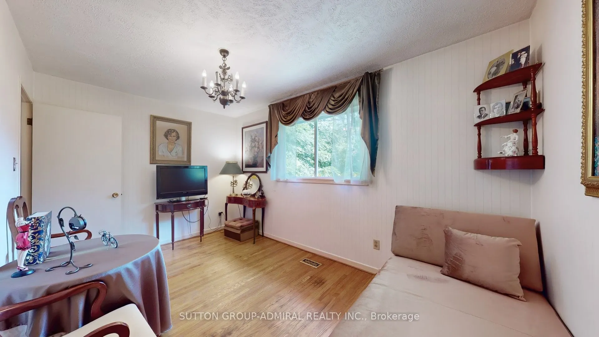 11 Rothsay Road