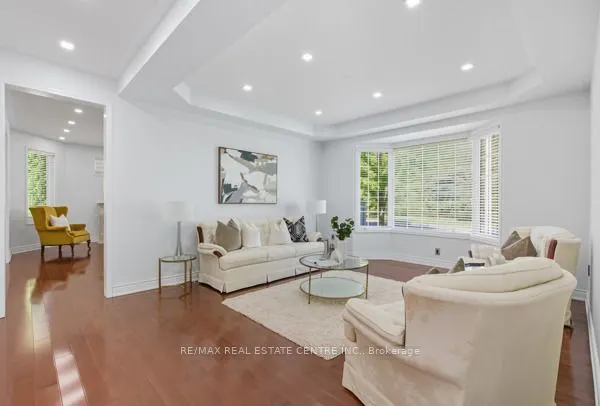 122 Wood Rim Drive