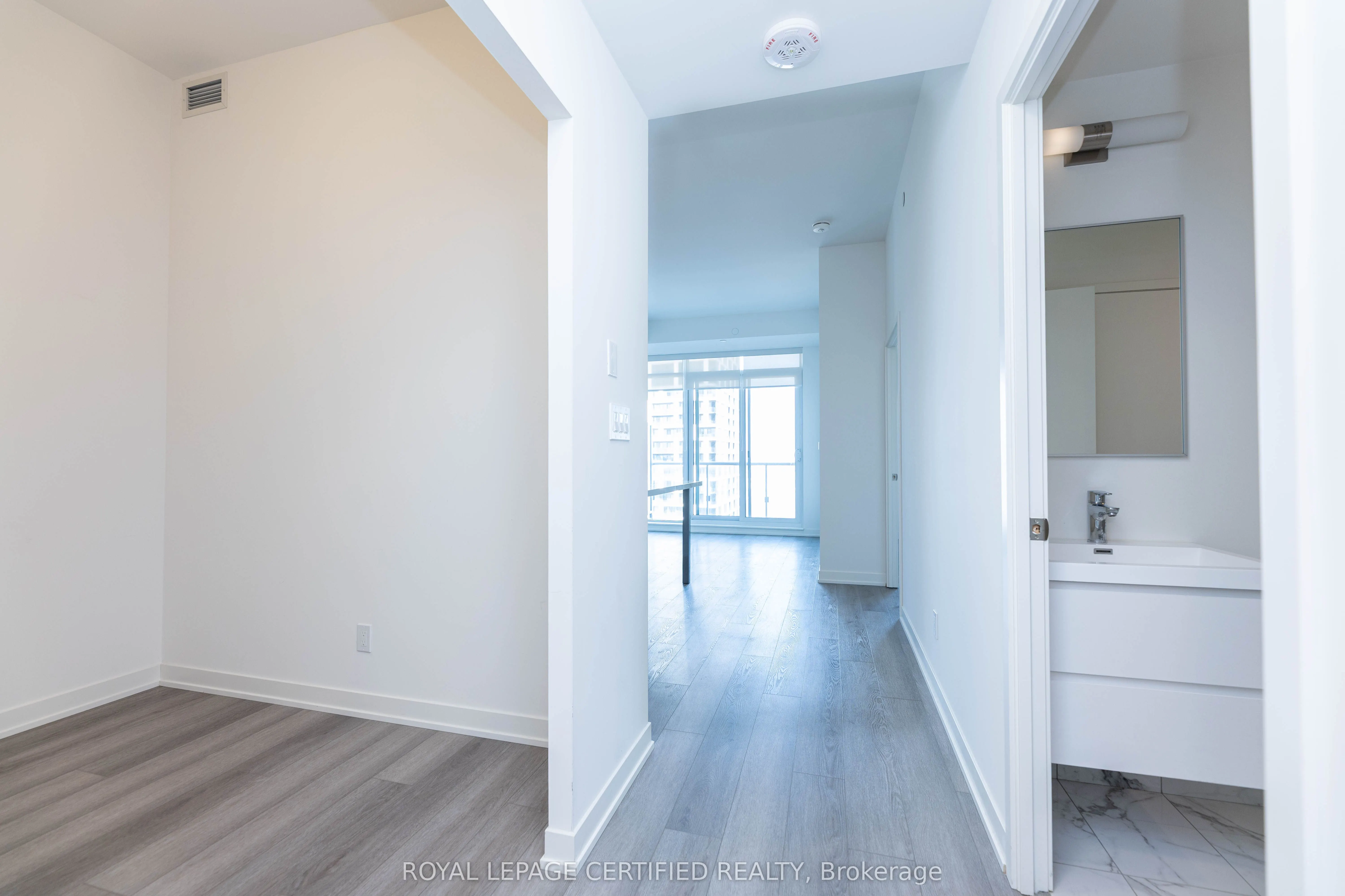 8119 Birchmount Road, #03