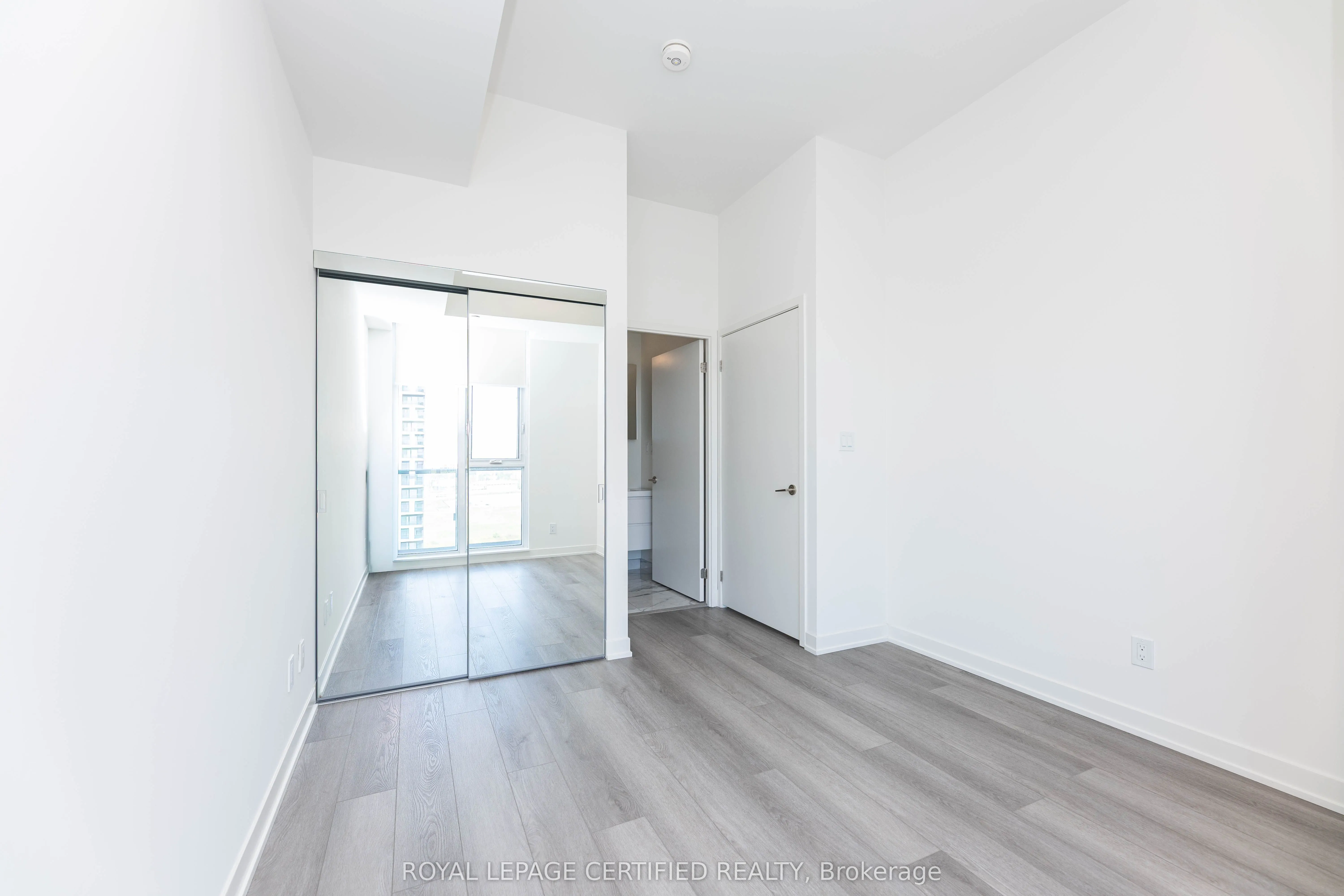 8119 Birchmount Road, #03