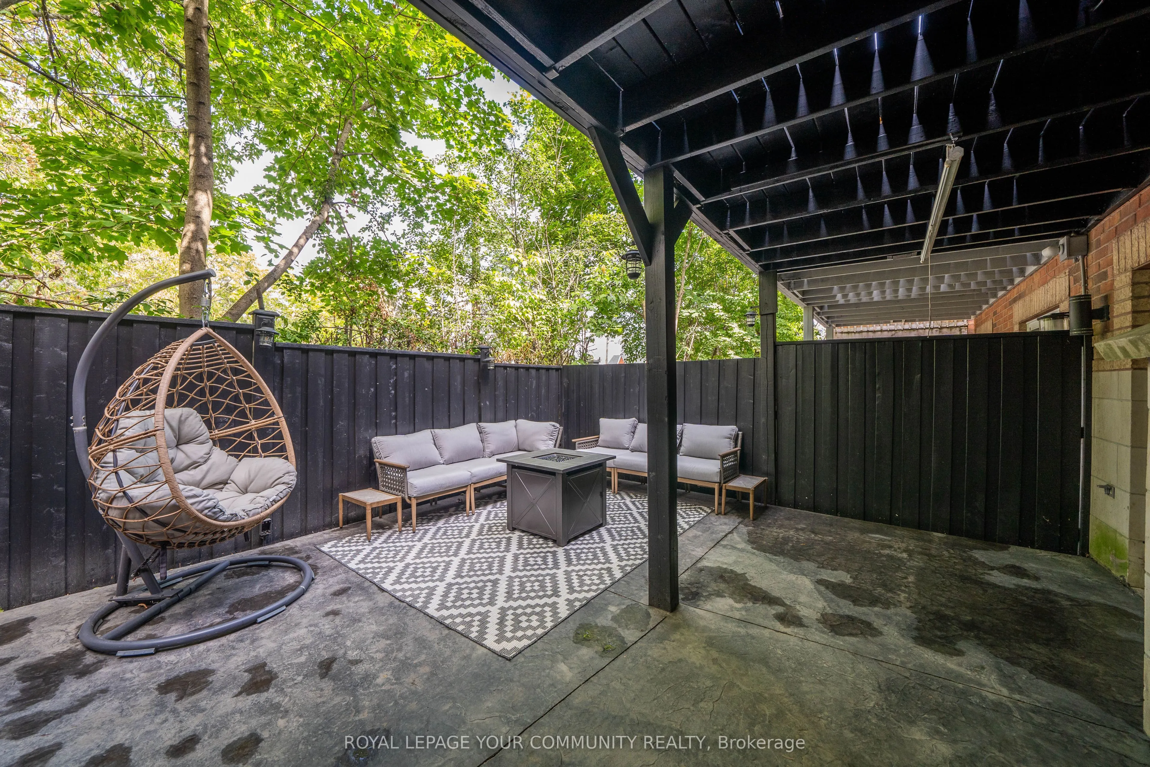 8032 Kipling Avenue, #5