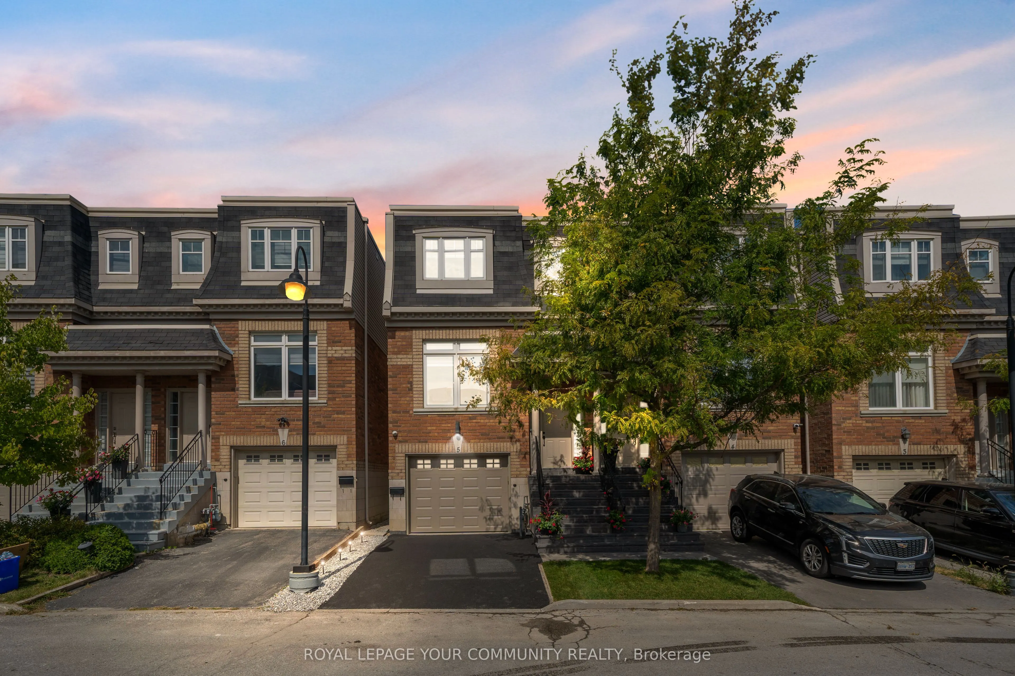 8032 Kipling Avenue, #5
