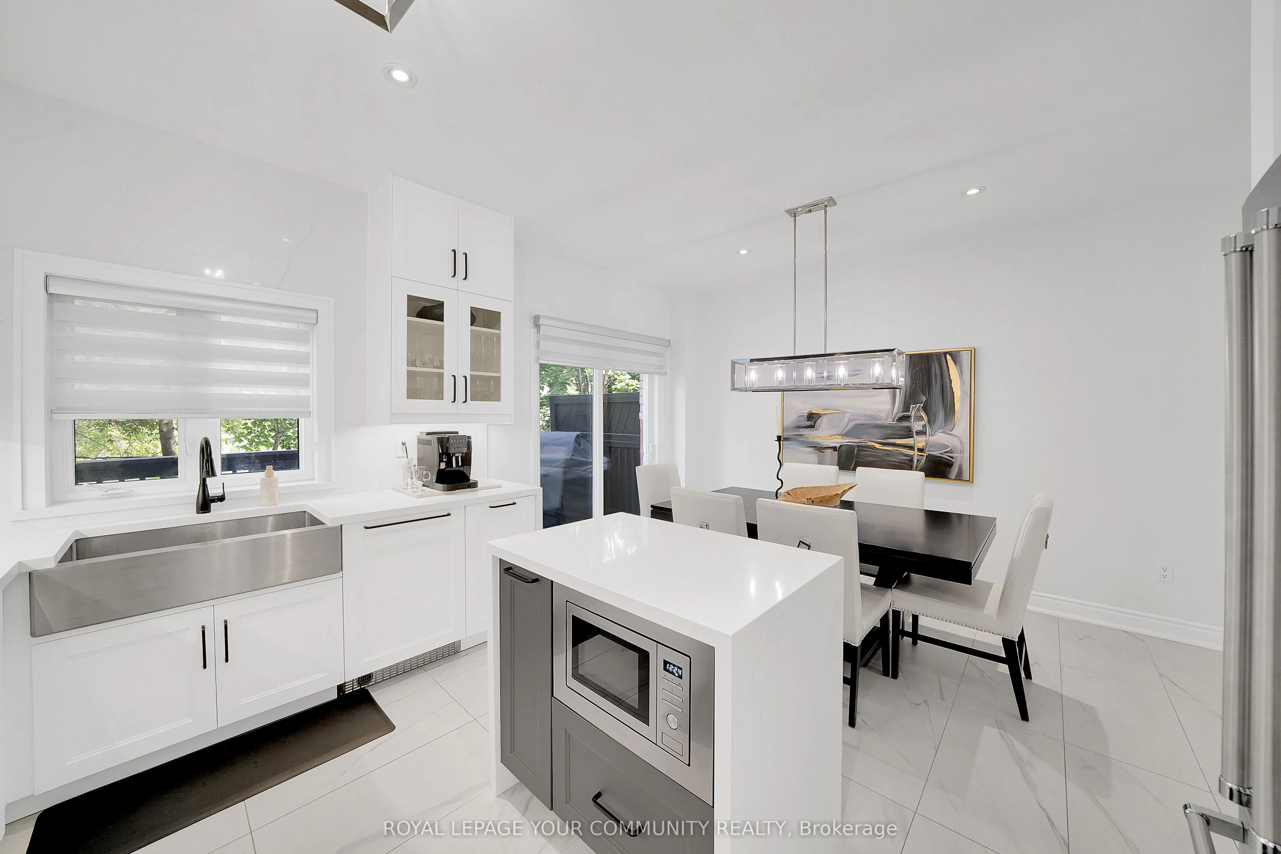 8032 Kipling Avenue, #5