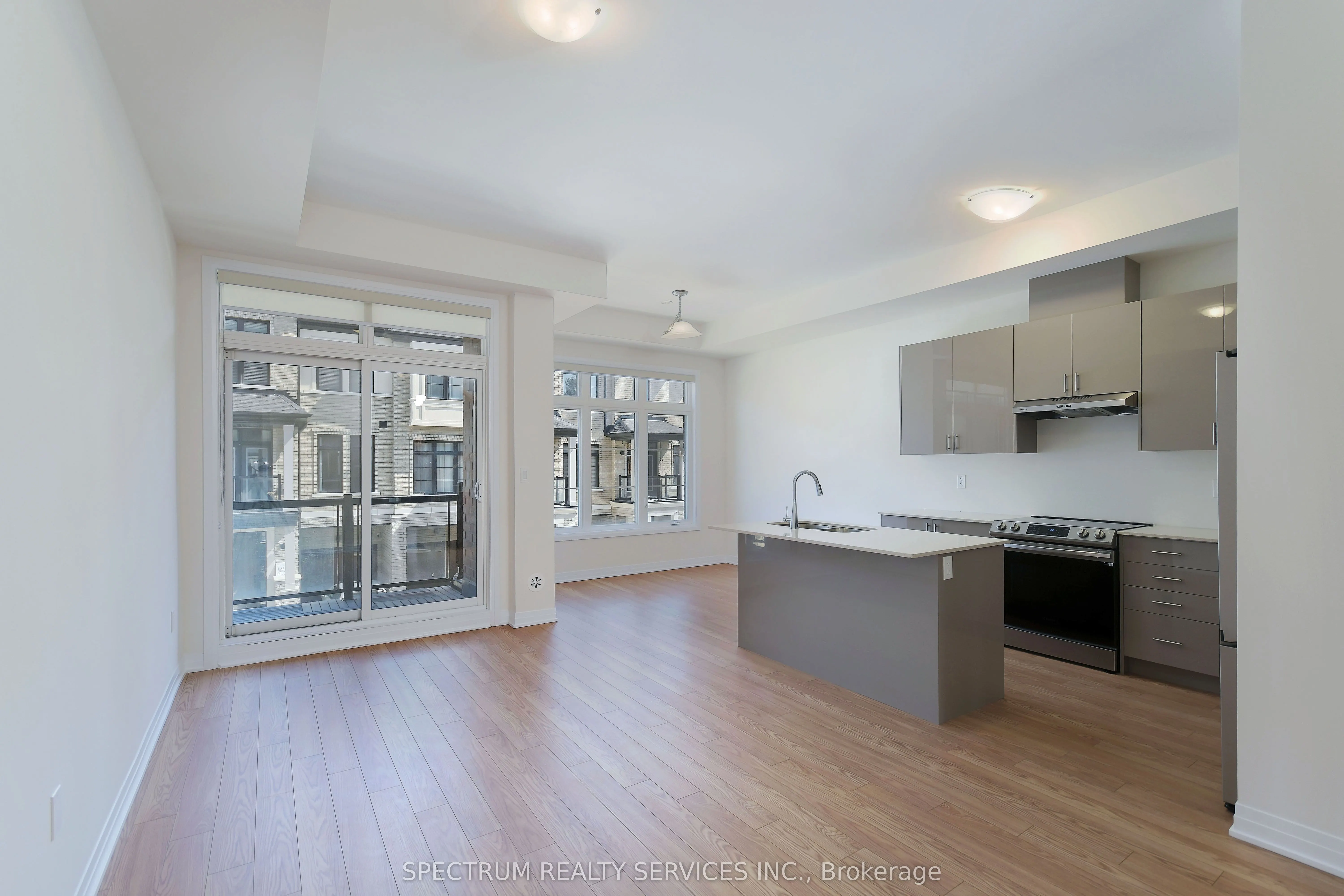 176 De La Roche Drive