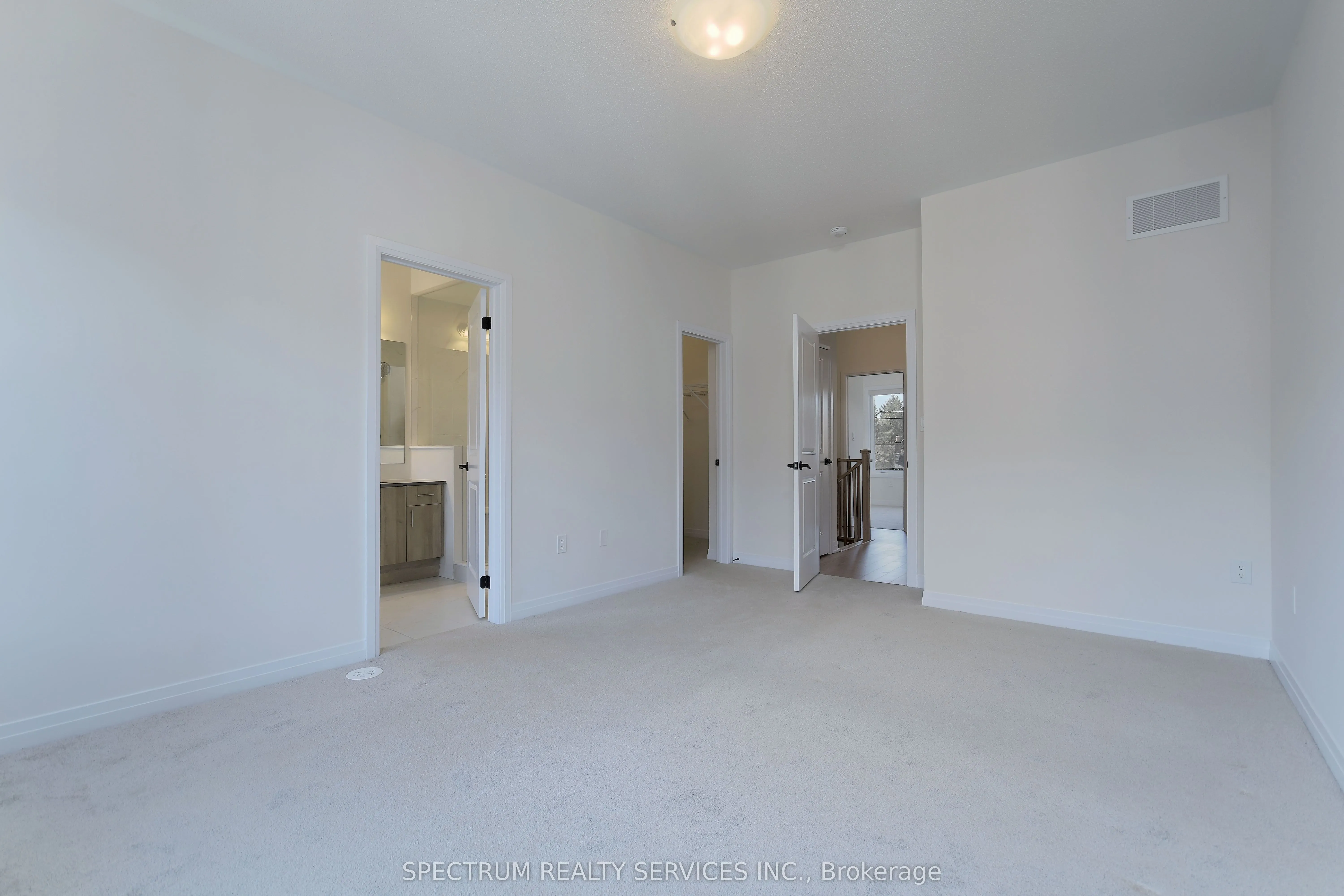 176 De La Roche Drive
