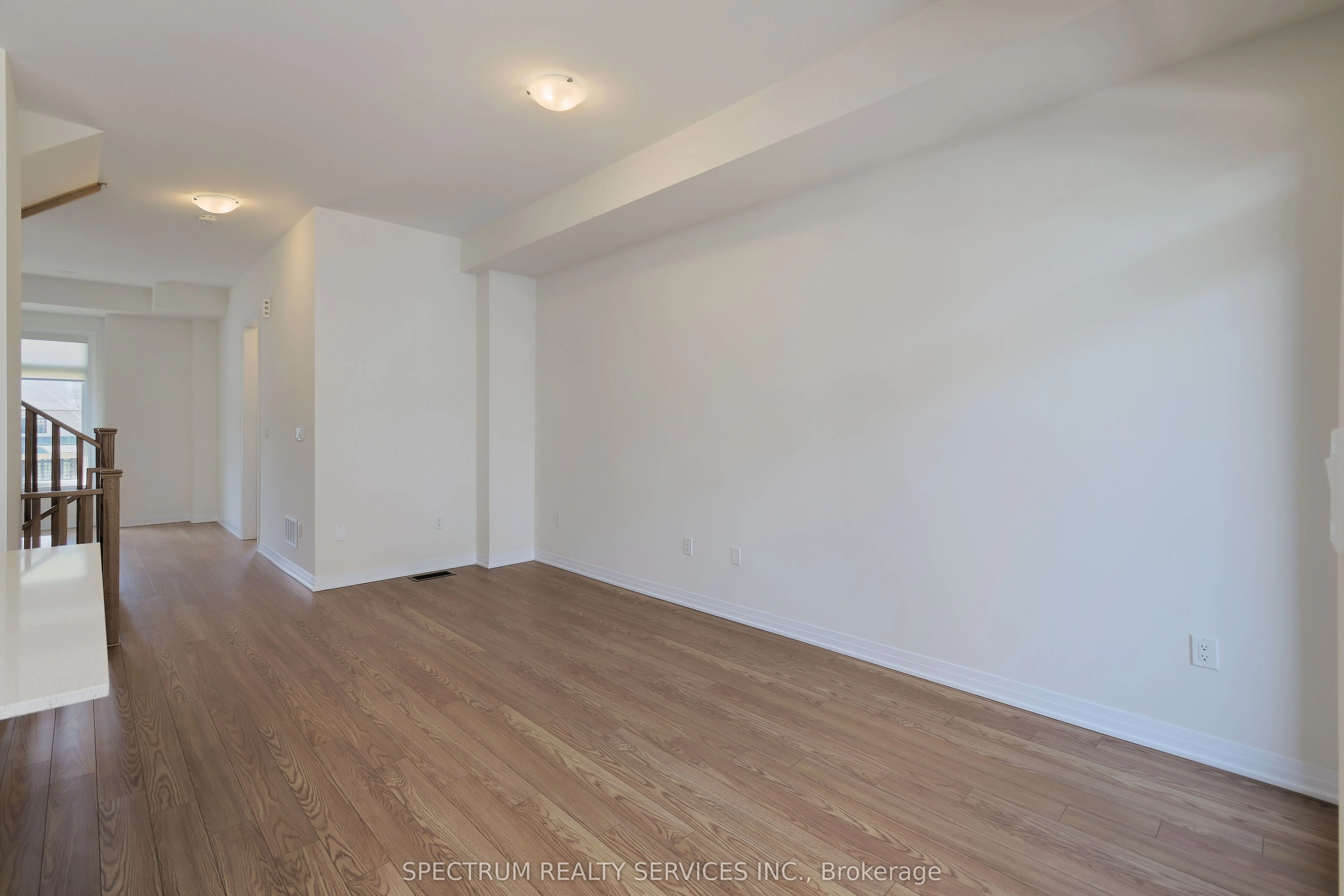 176 De La Roche Drive