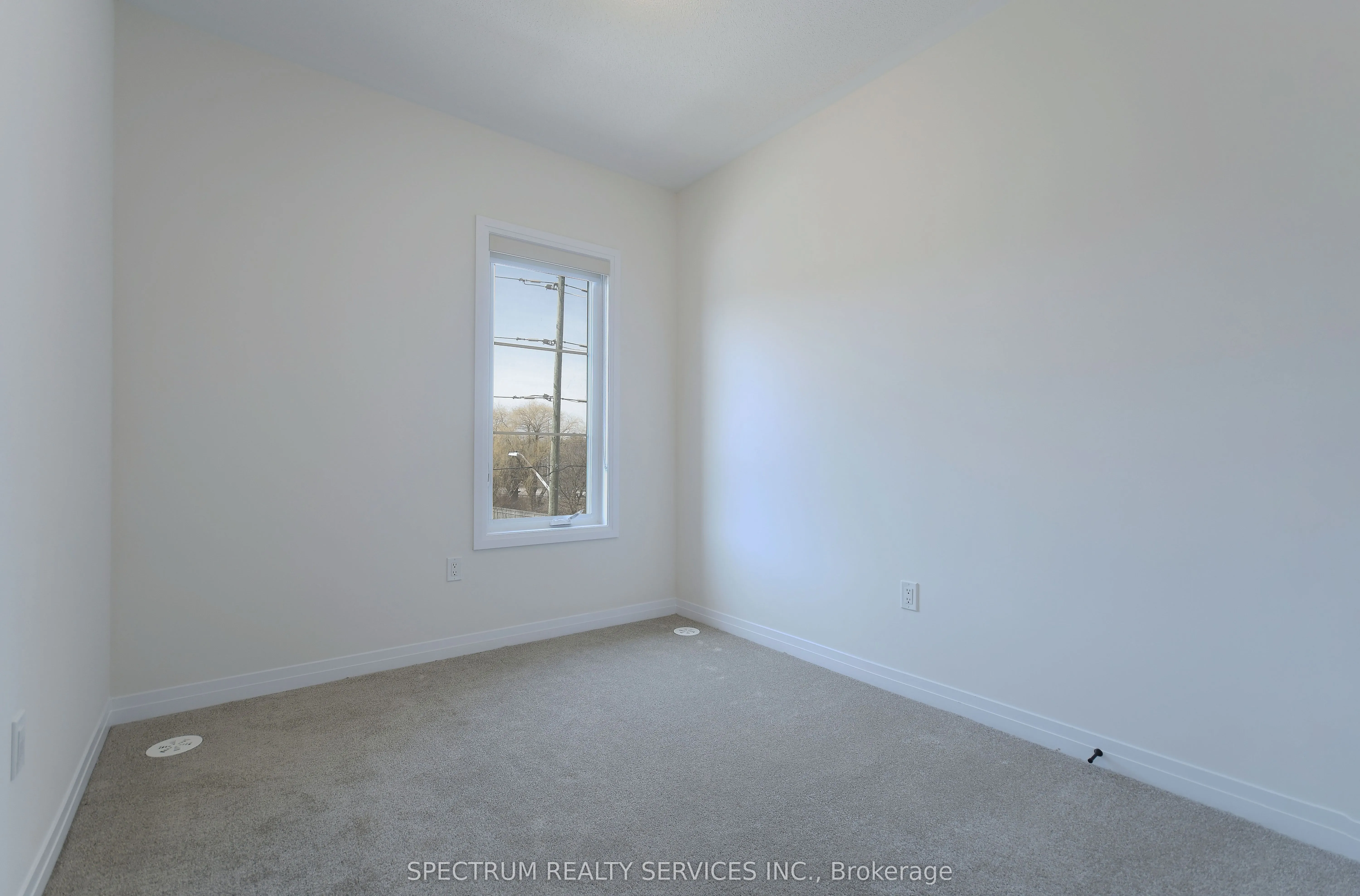 176 De La Roche Drive