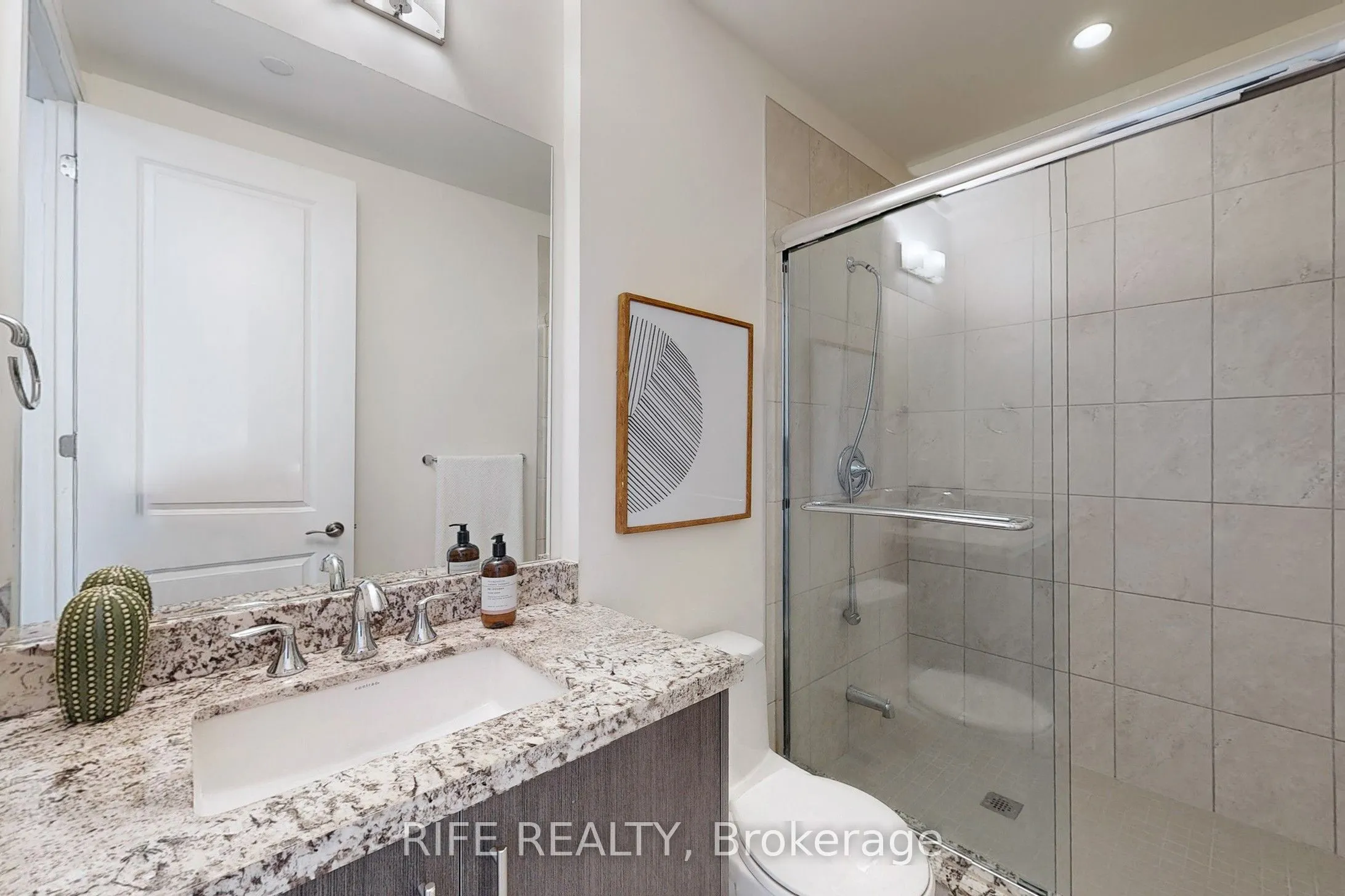 9909 Pine Valley Drive, #215