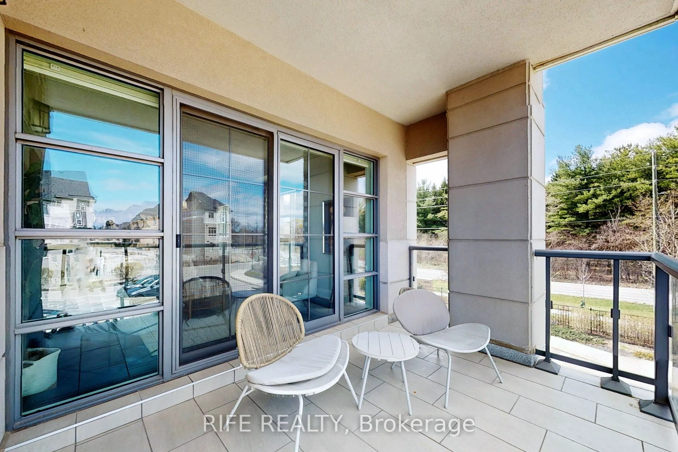 9909 Pine Valley Drive, #215