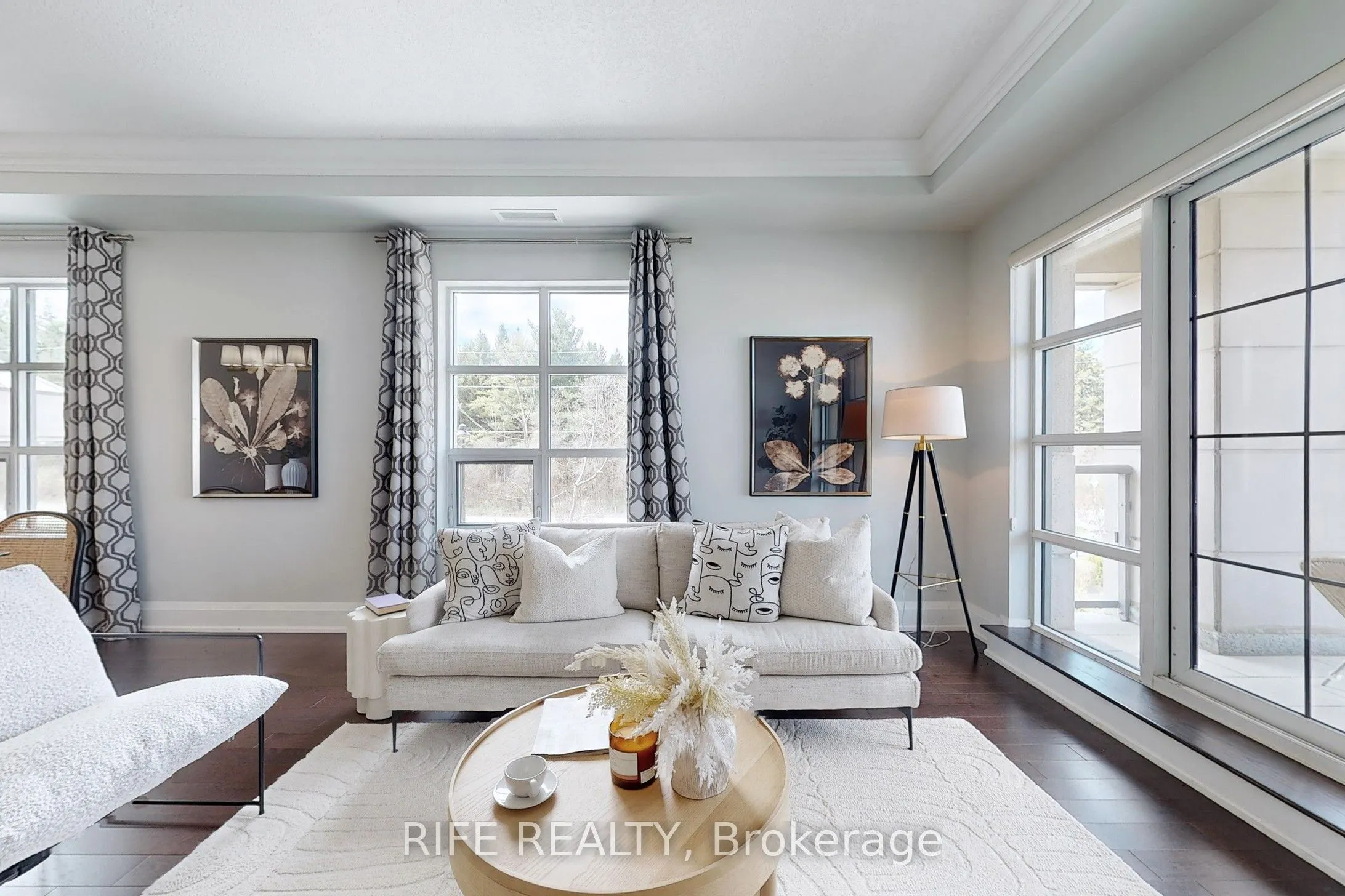 9909 Pine Valley Drive, #215