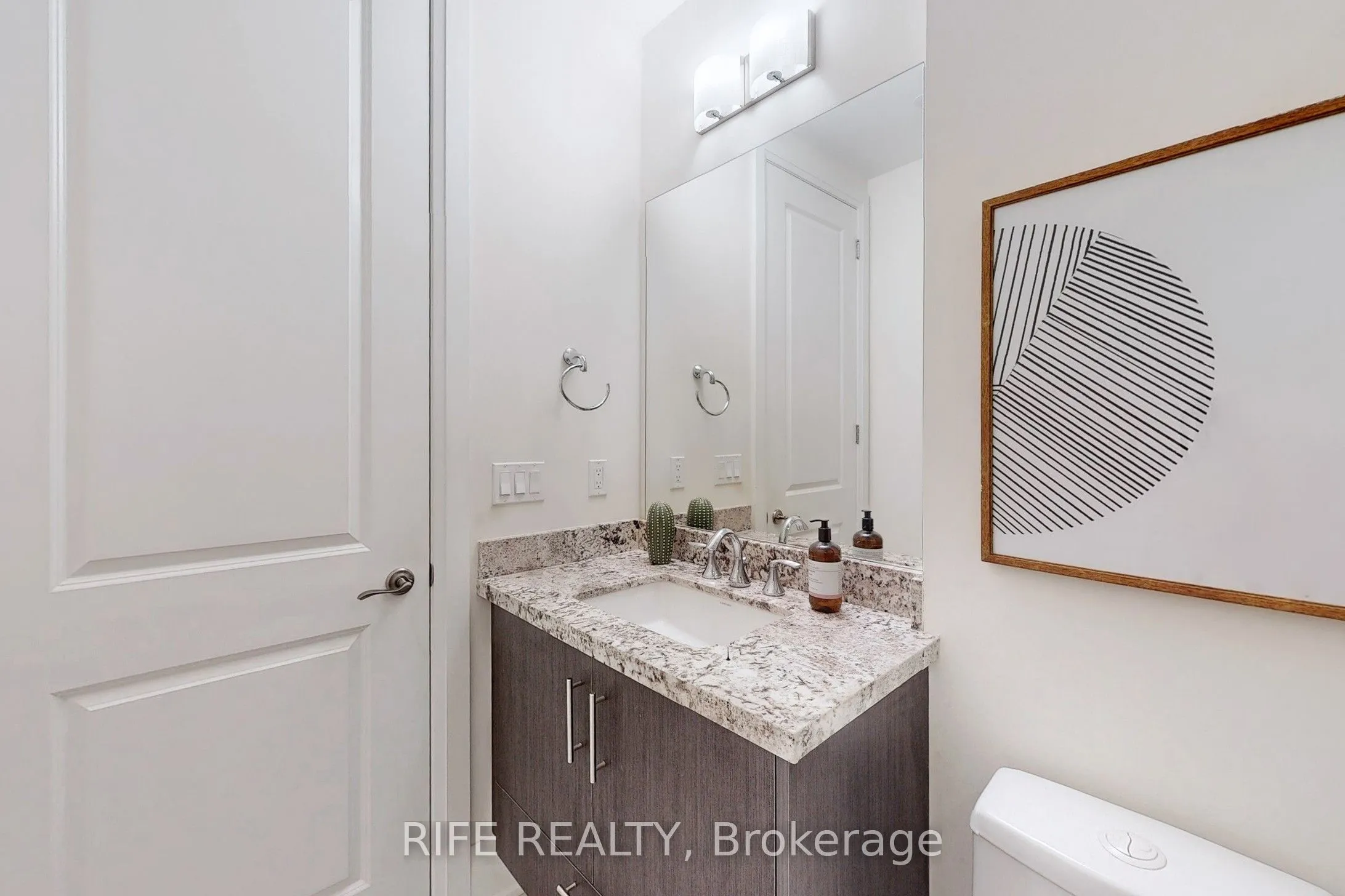 9909 Pine Valley Drive, #215