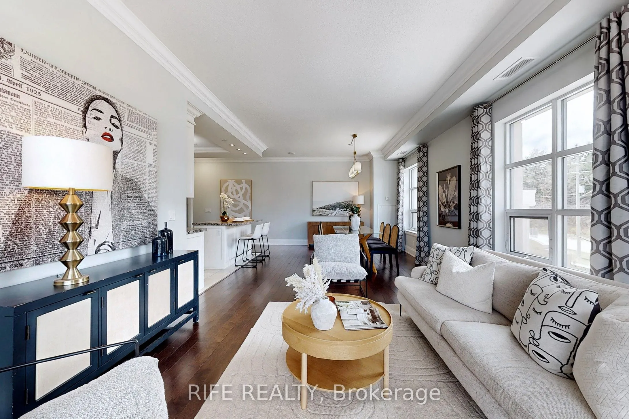 9909 Pine Valley Drive, #215