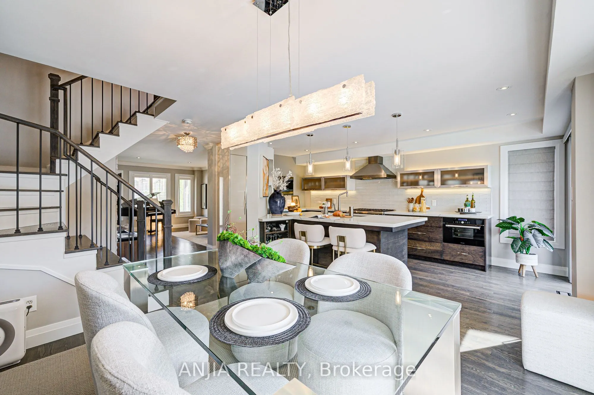 19 Redpoll Avenue