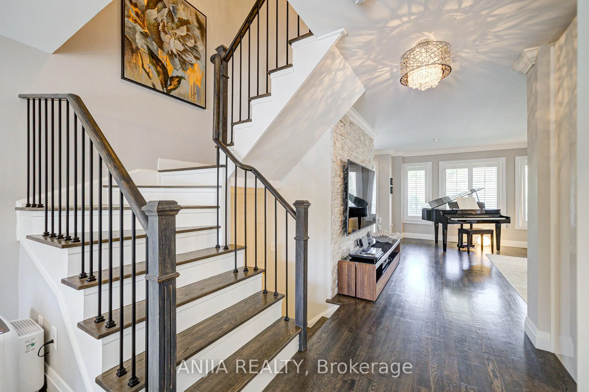 19 Redpoll Avenue