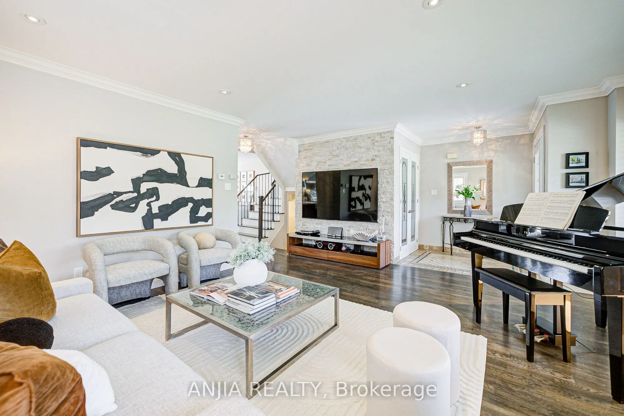 19 Redpoll Avenue