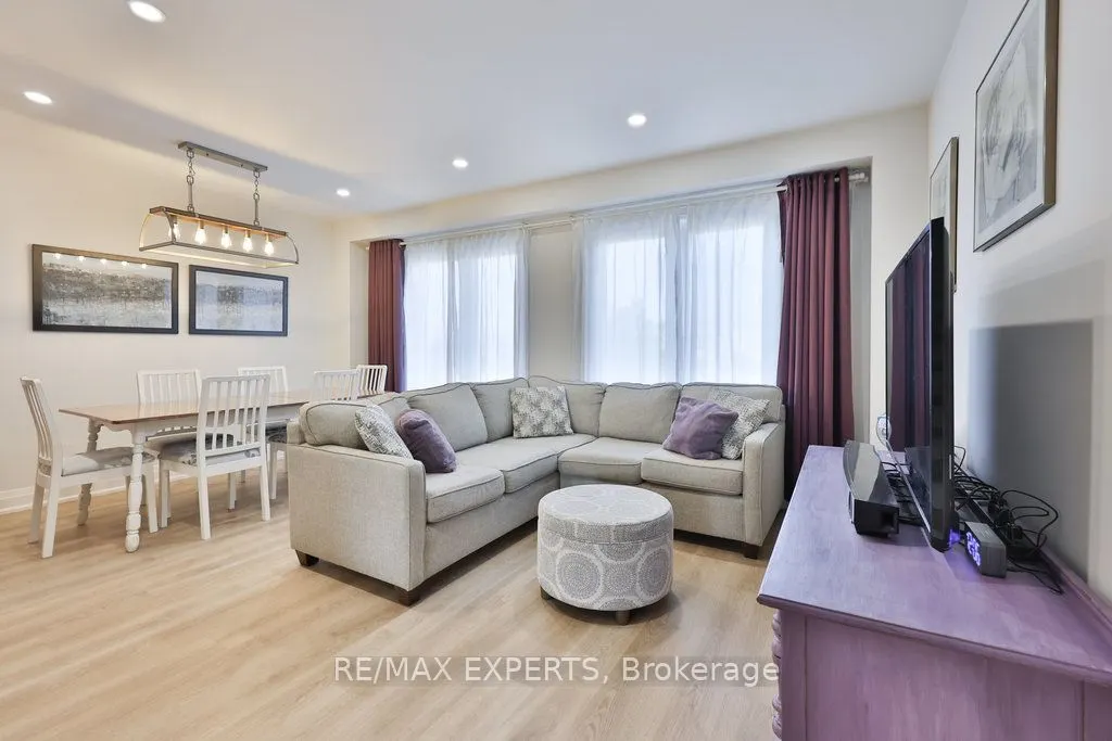 46 Lucena Crescent