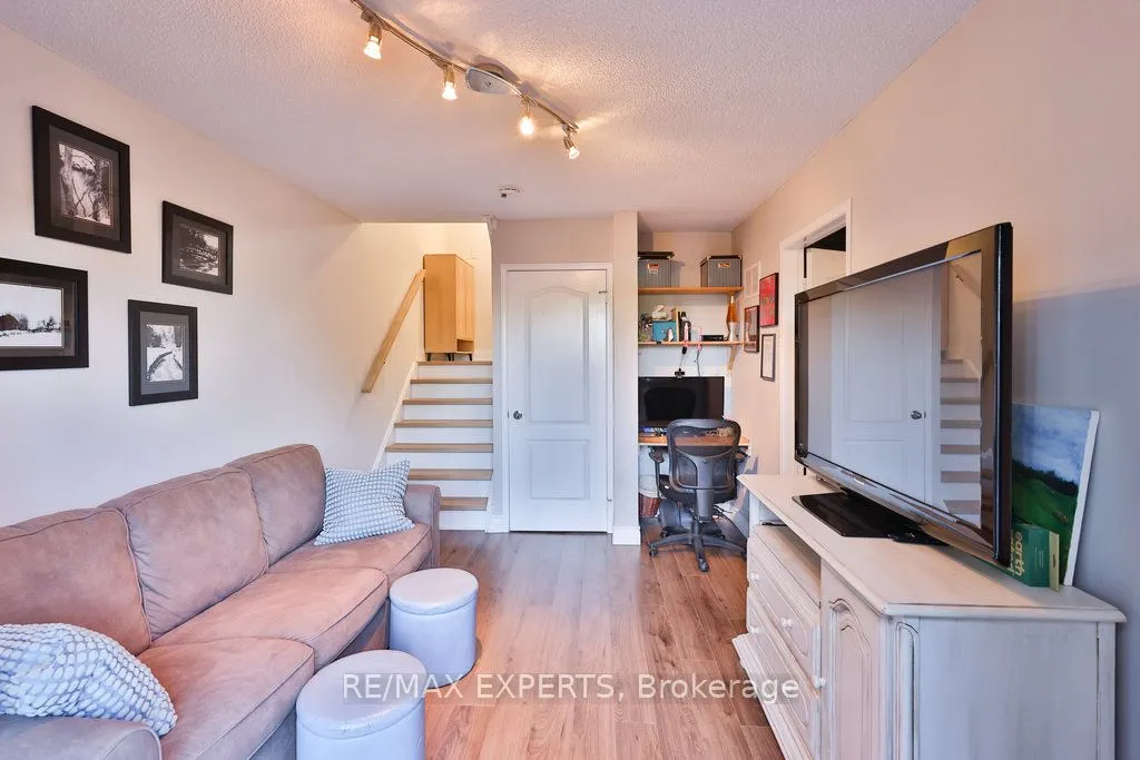 46 Lucena Crescent