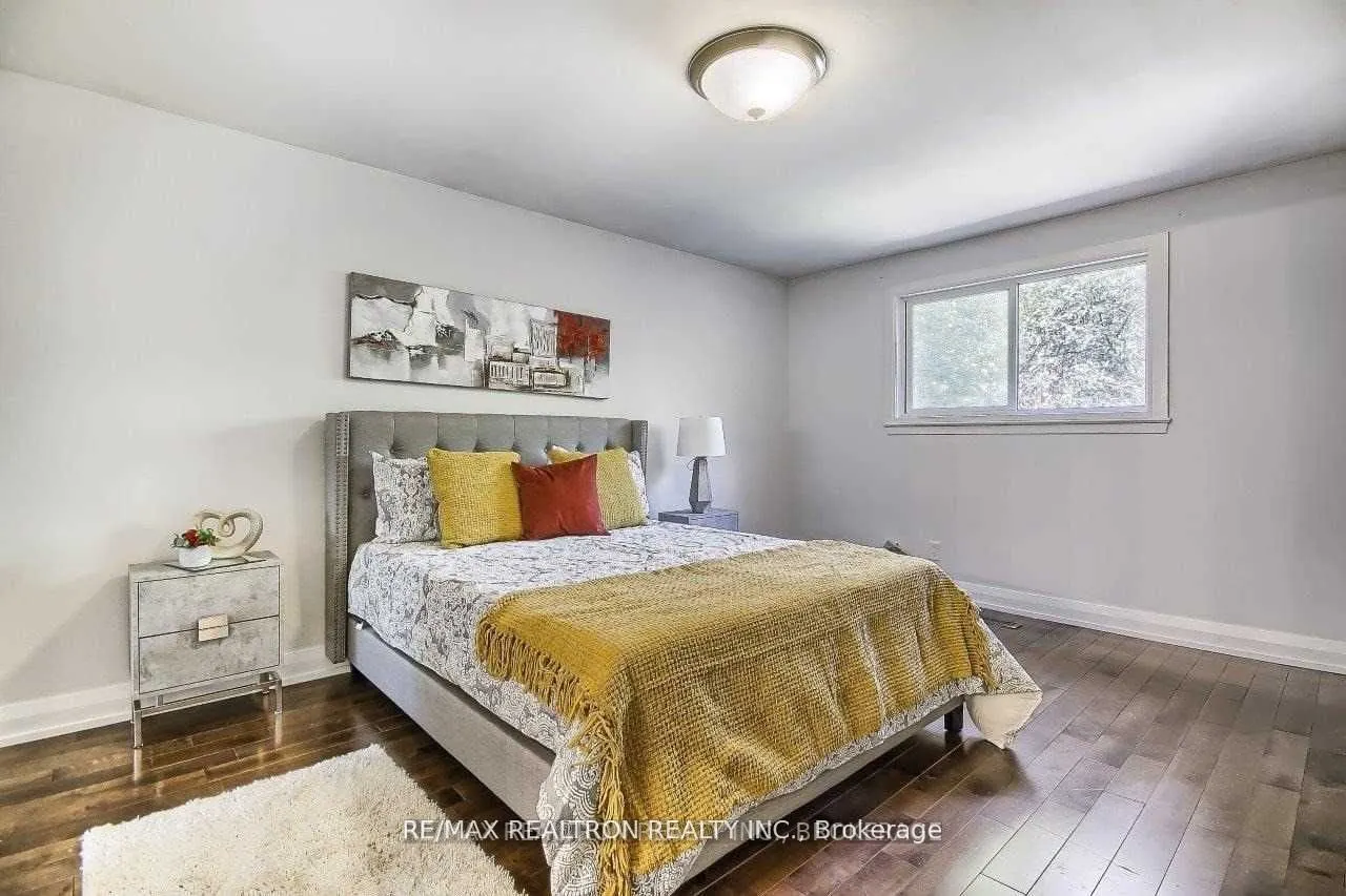 1043 Lemar Road, #Main