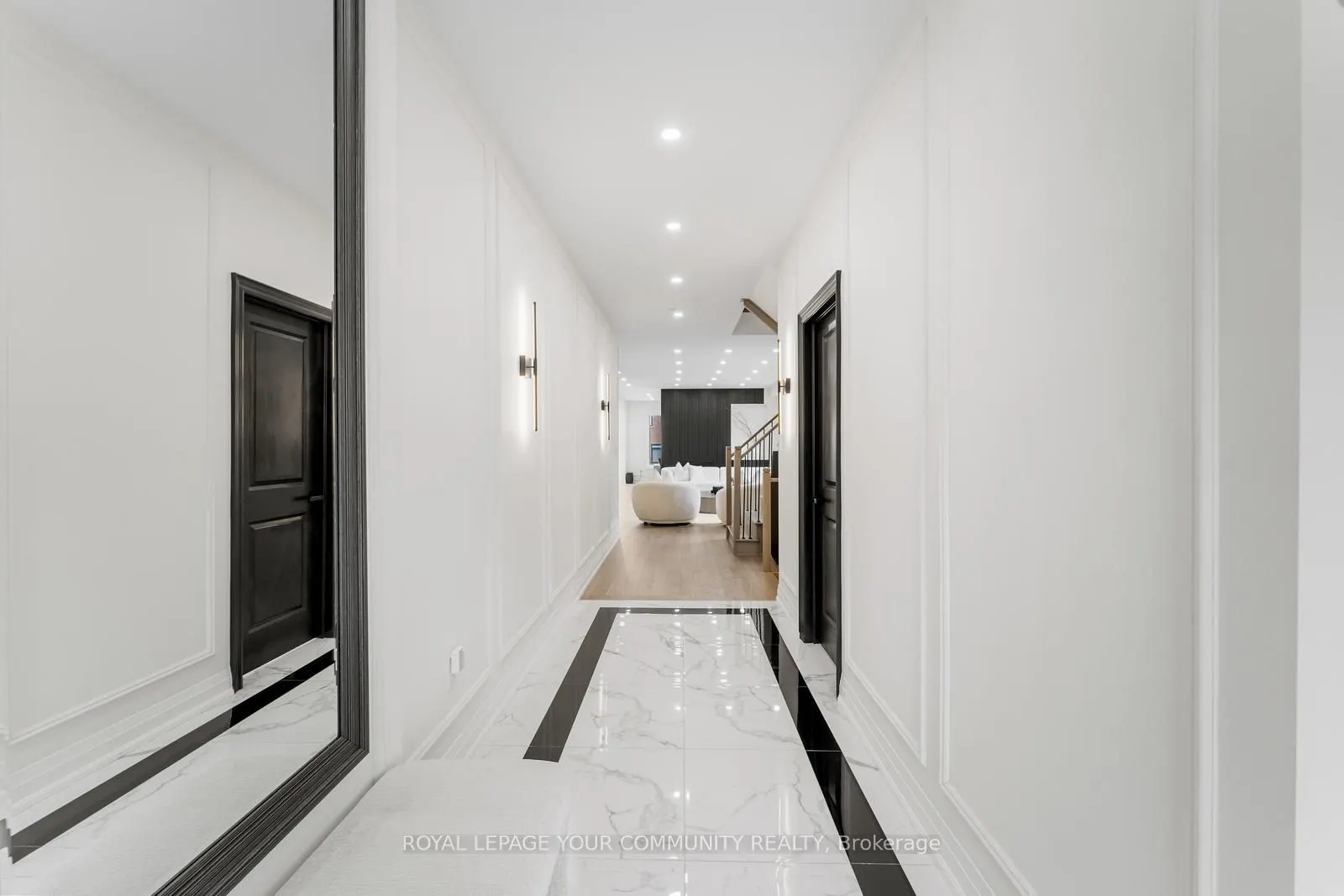 1 Byblos Court